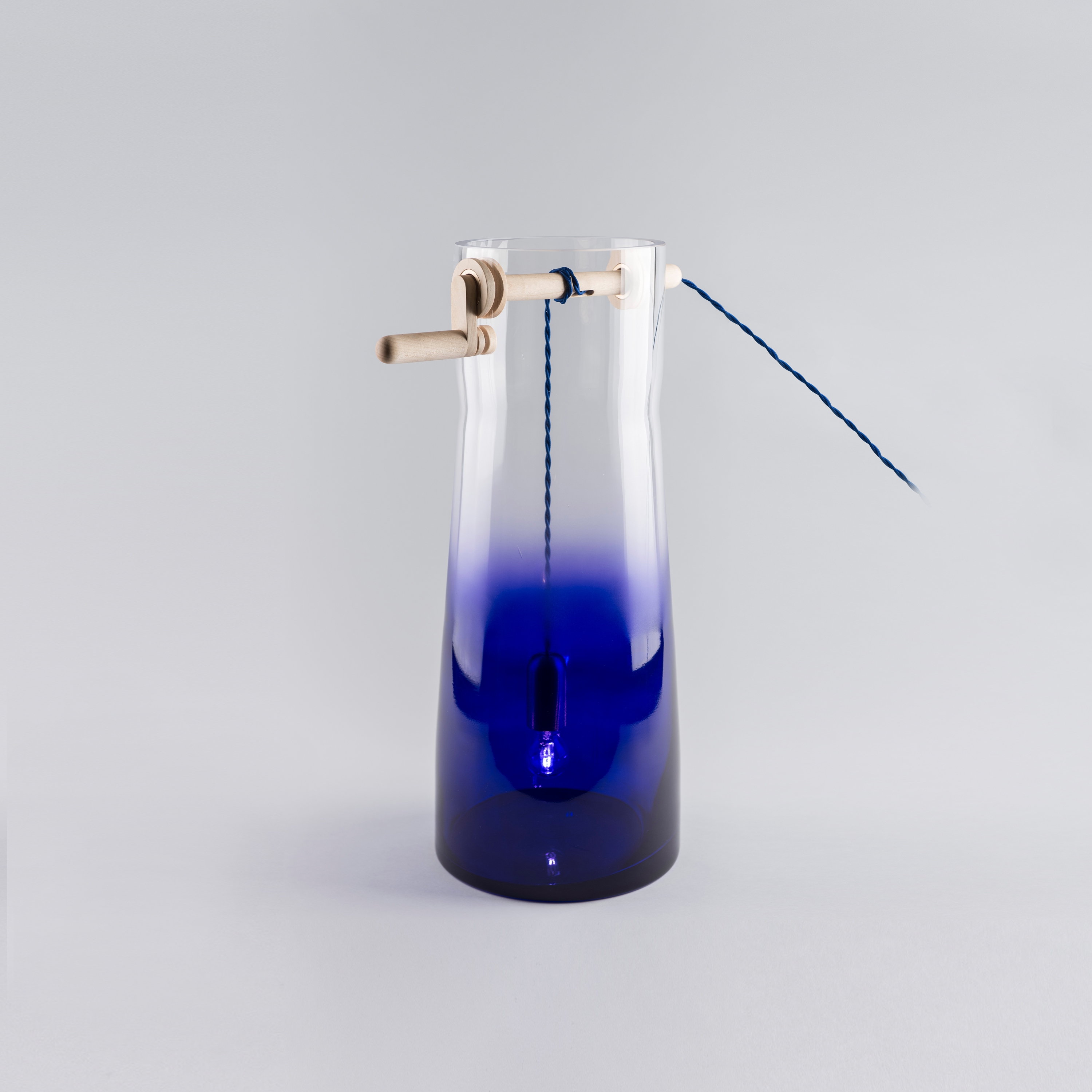 Display product Well from manufacturer LASVIT