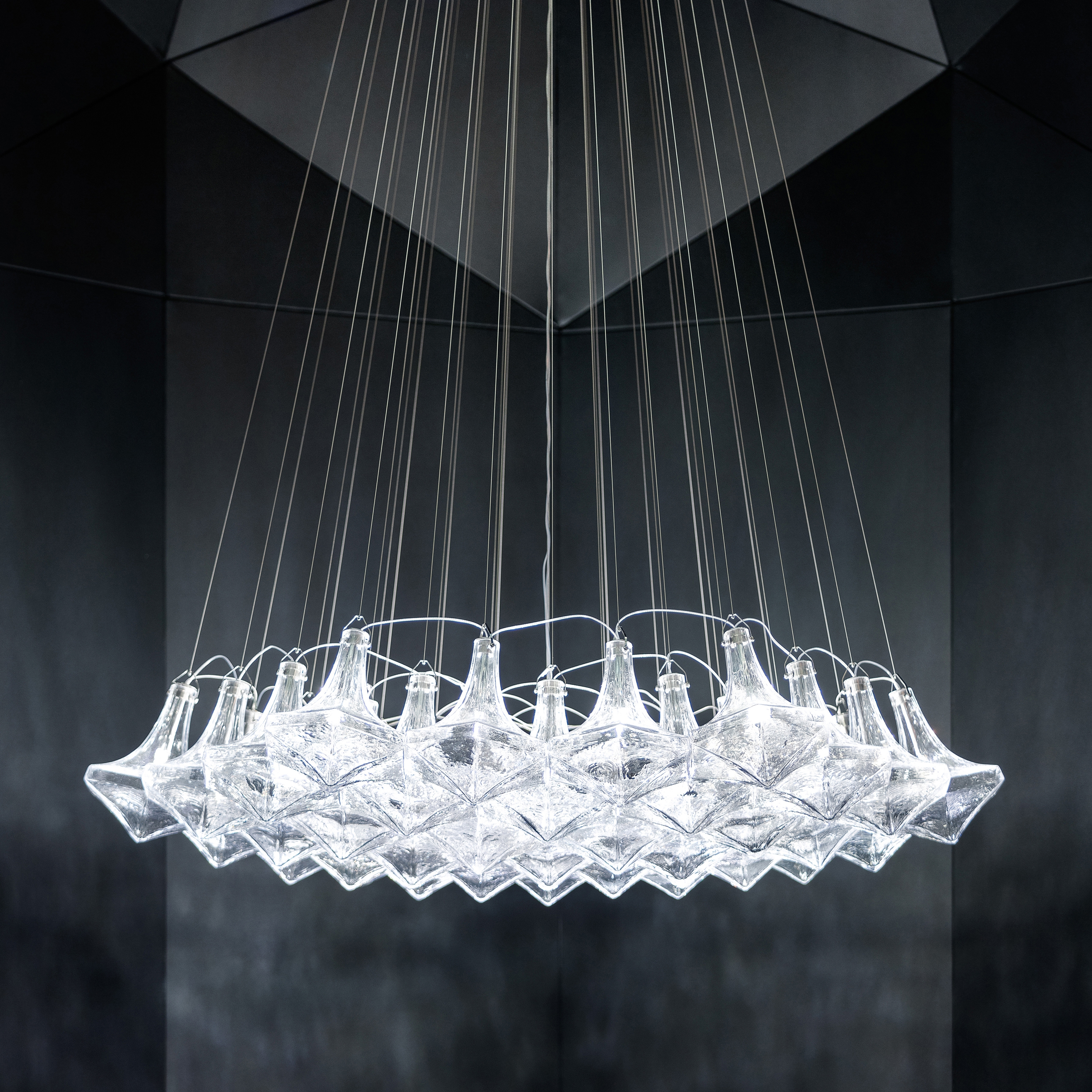 Mostra il prodotto Facet del produttore LASVIT