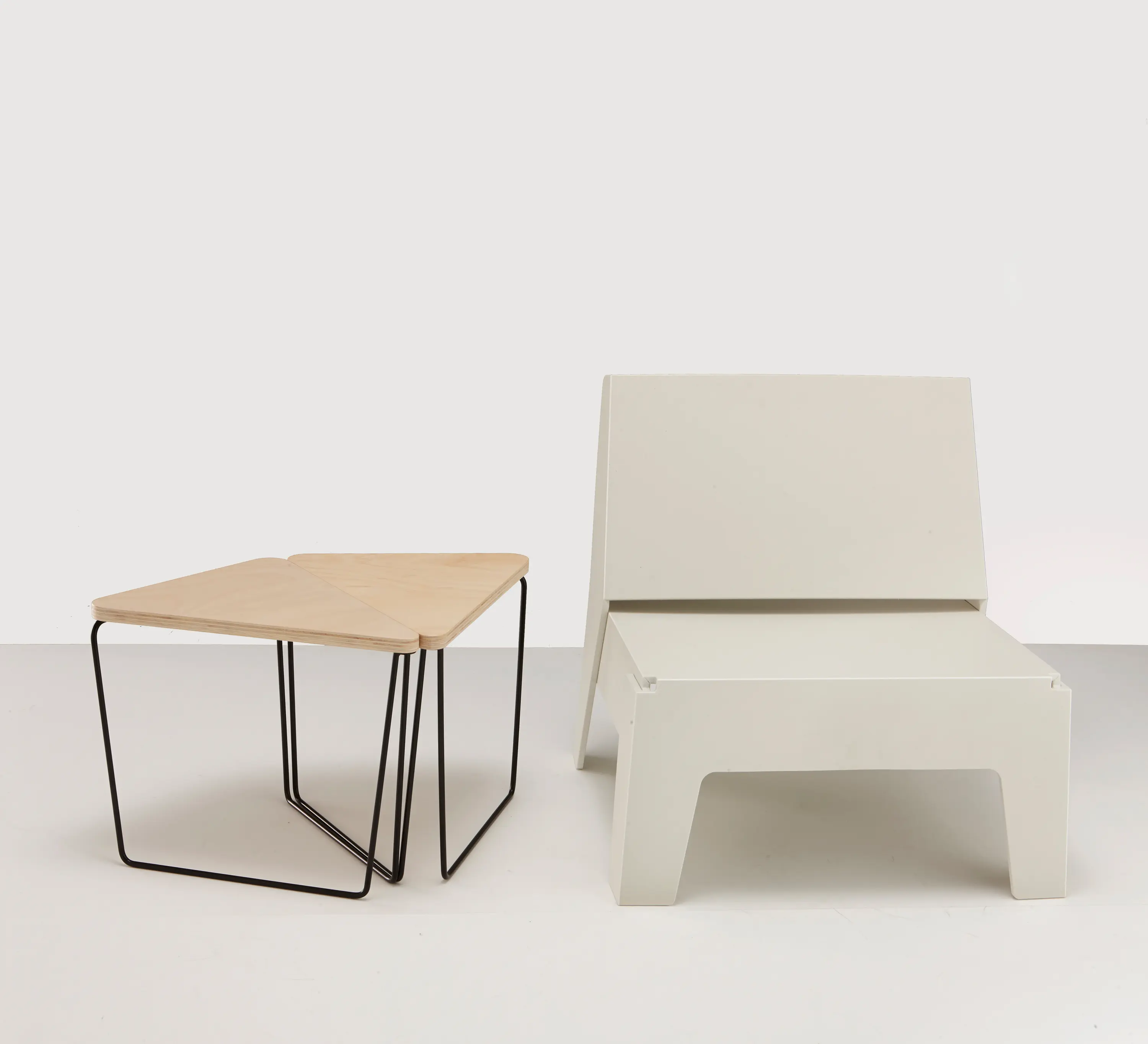 DesignByThem - Fractal Table