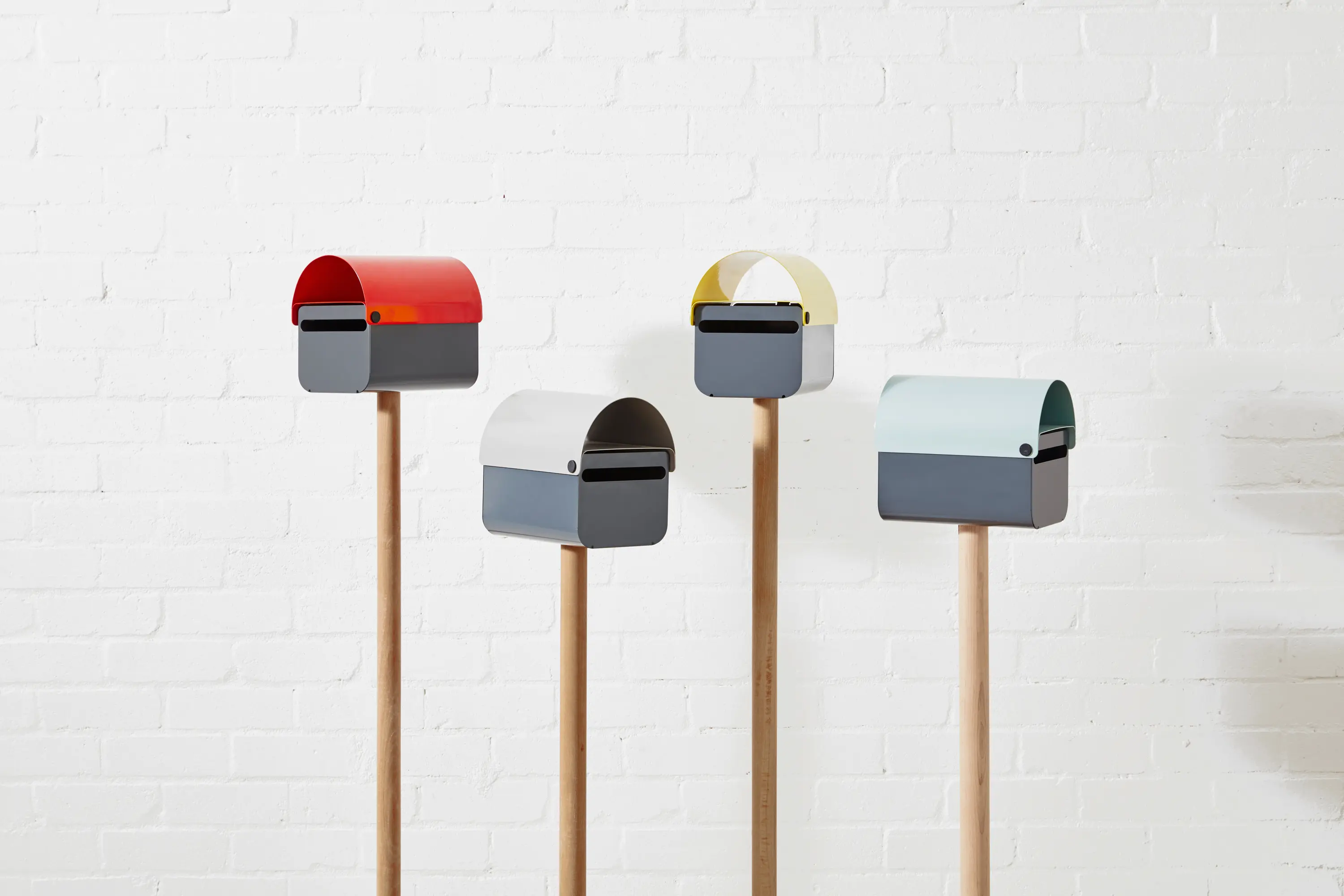 DesignByThem - TomTom Letterbox