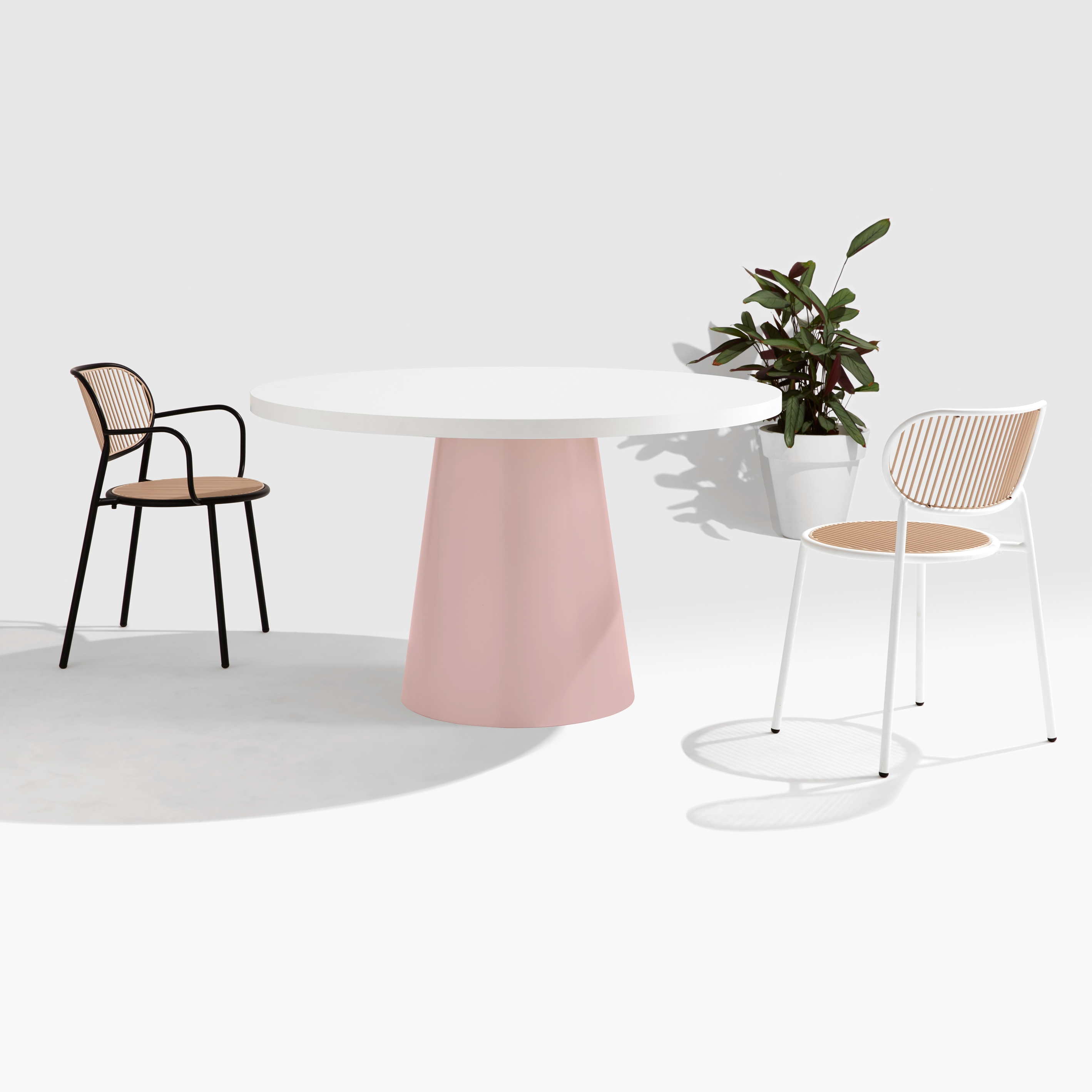 Produkt Dial Table - Cone Base des Herstellers DesignByThem anzeigen