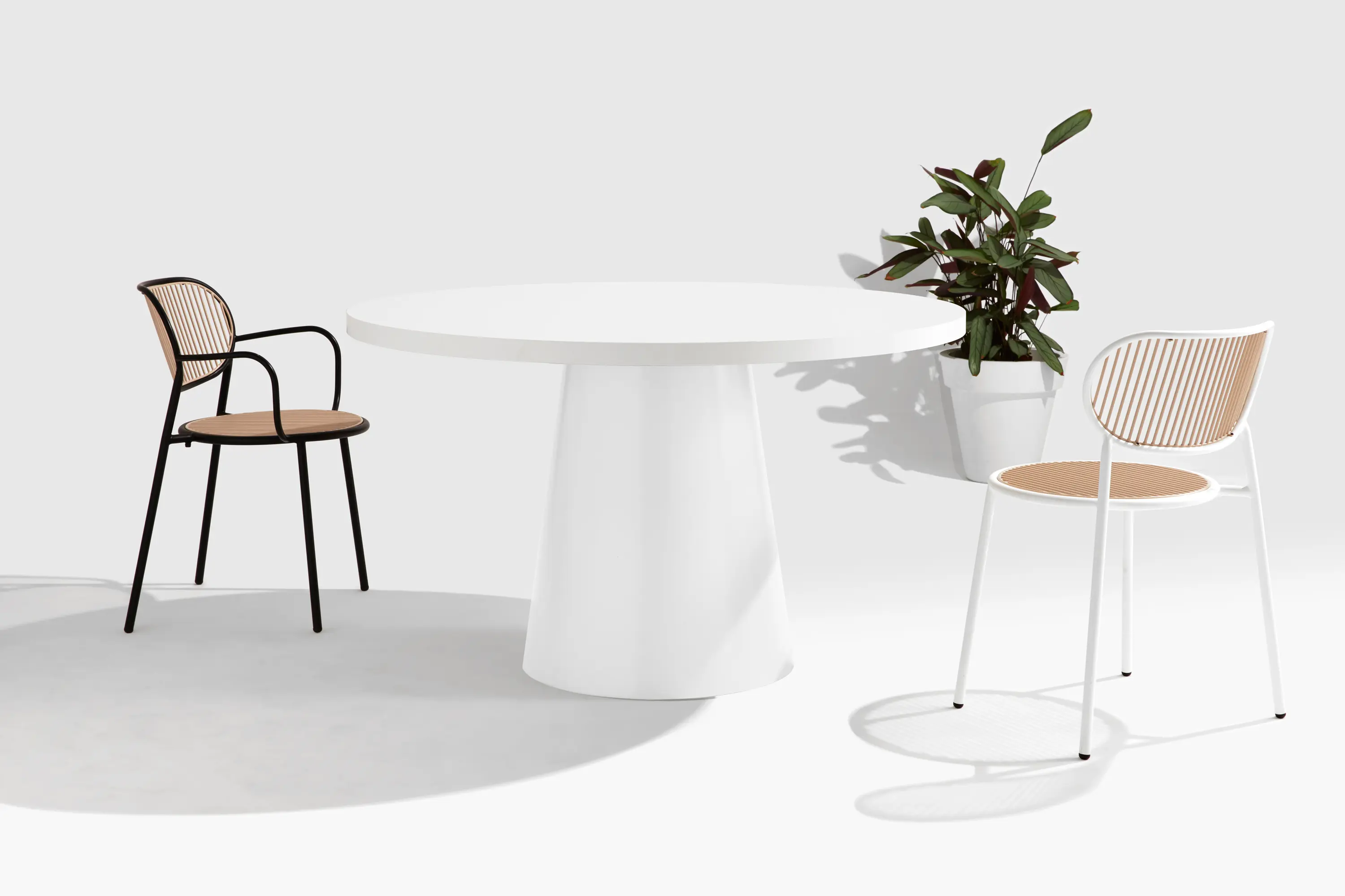 DesignByThem - Dial Table - Cone Base