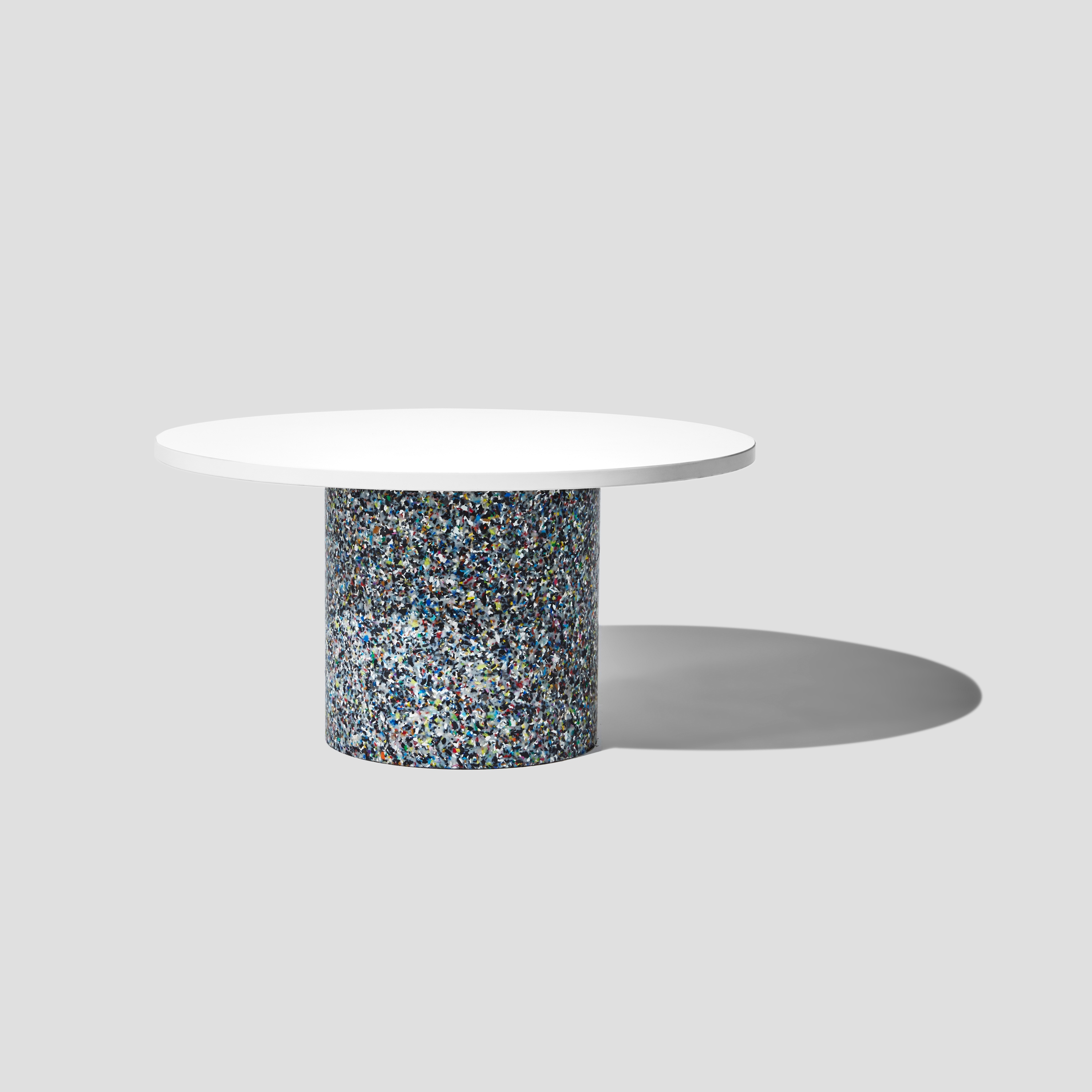 Mostra il prodotto Confetti Coffee Table del produttore DesignByThem