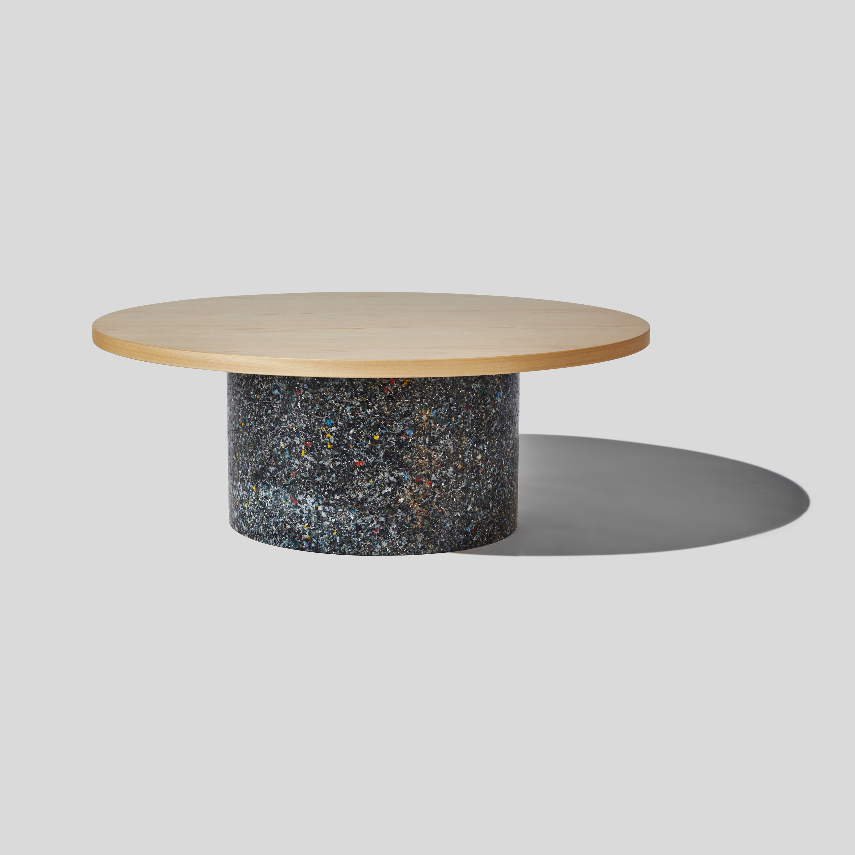 Mostra il prodotto Confetti Coffee Table del produttore DesignByThem