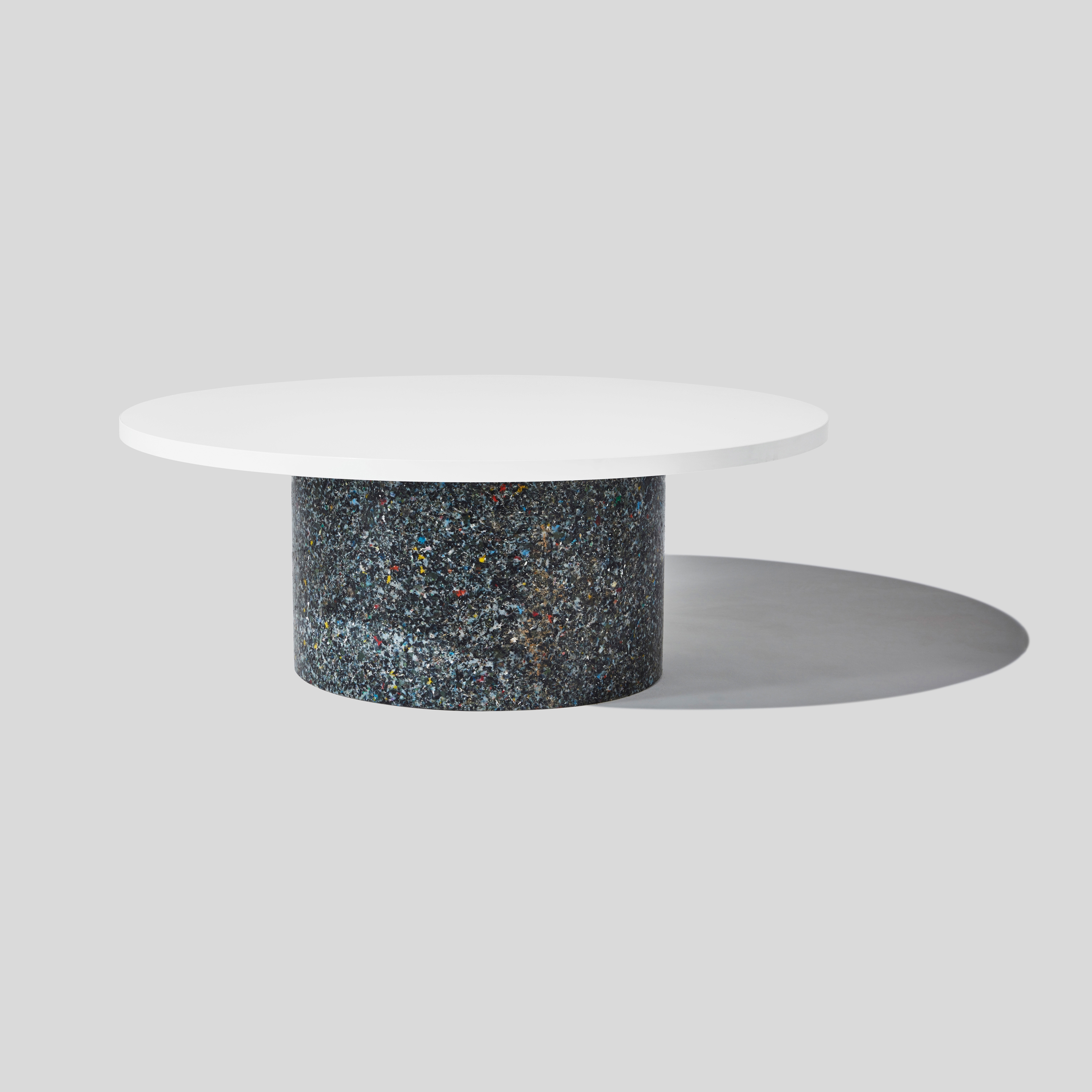 Produkt Confetti Coffee Table des Herstellers DesignByThem anzeigen