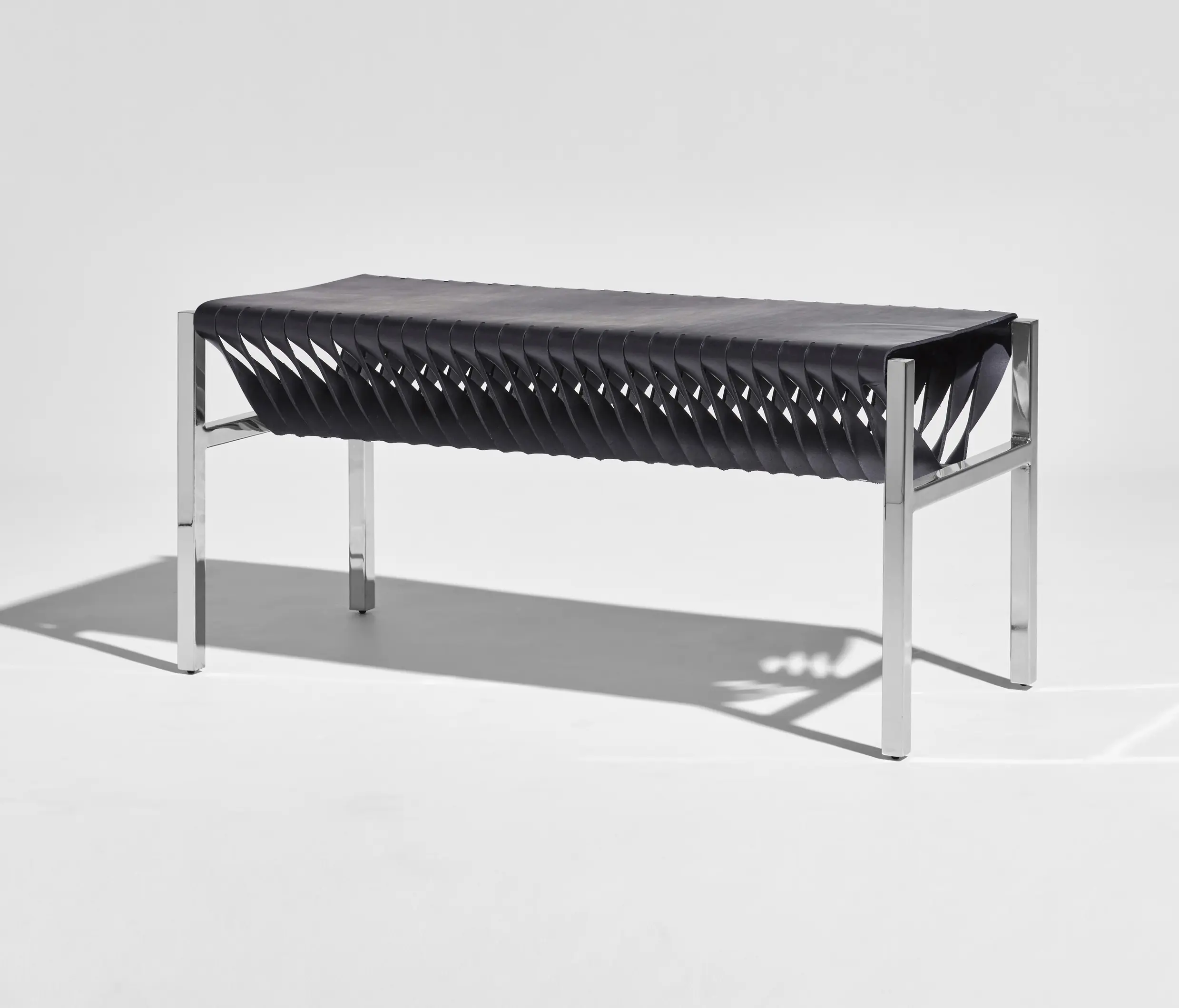 DesignByThem - DL Bench