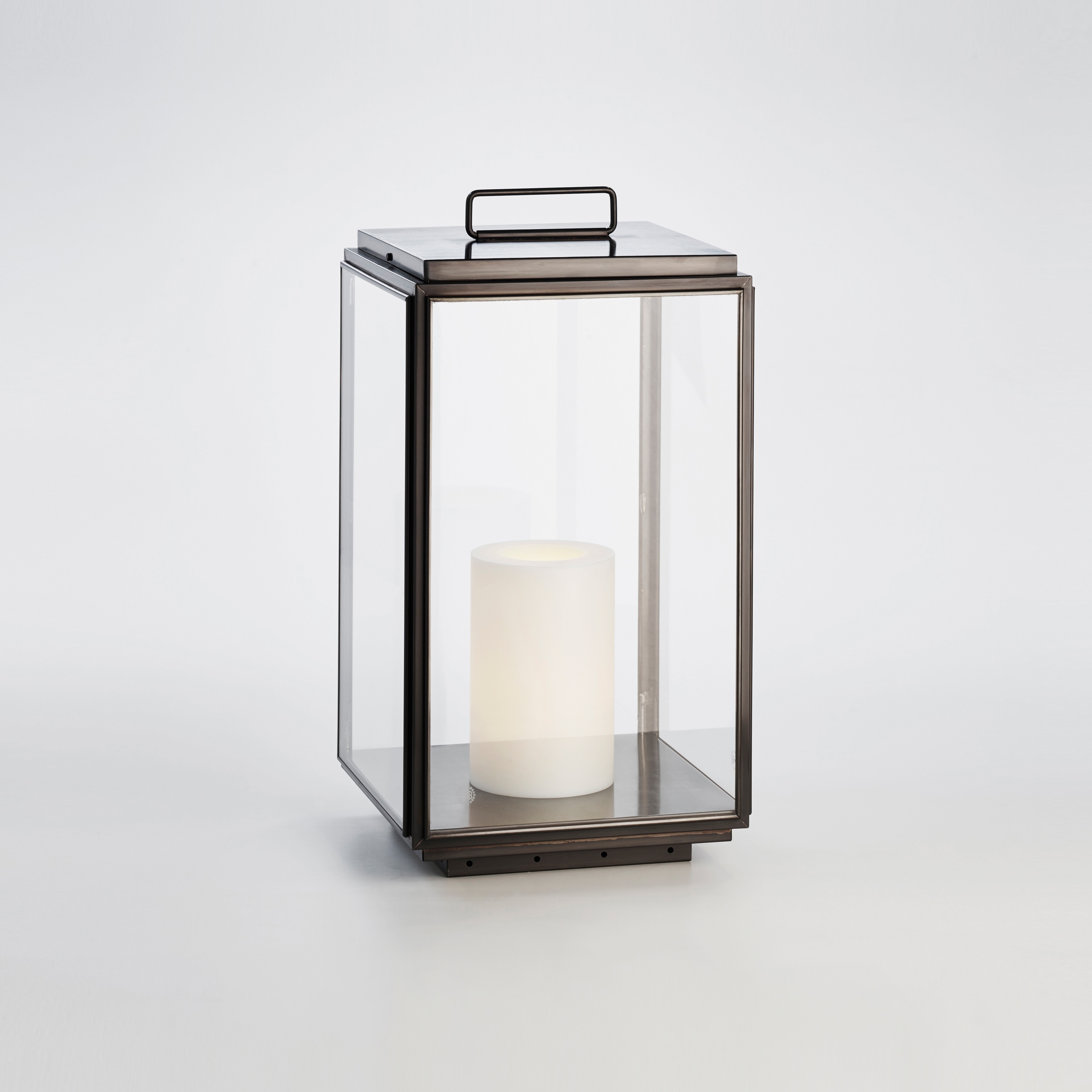 Vertoon produk Ilford Floor Large On 230V van vervaardiger Tekna