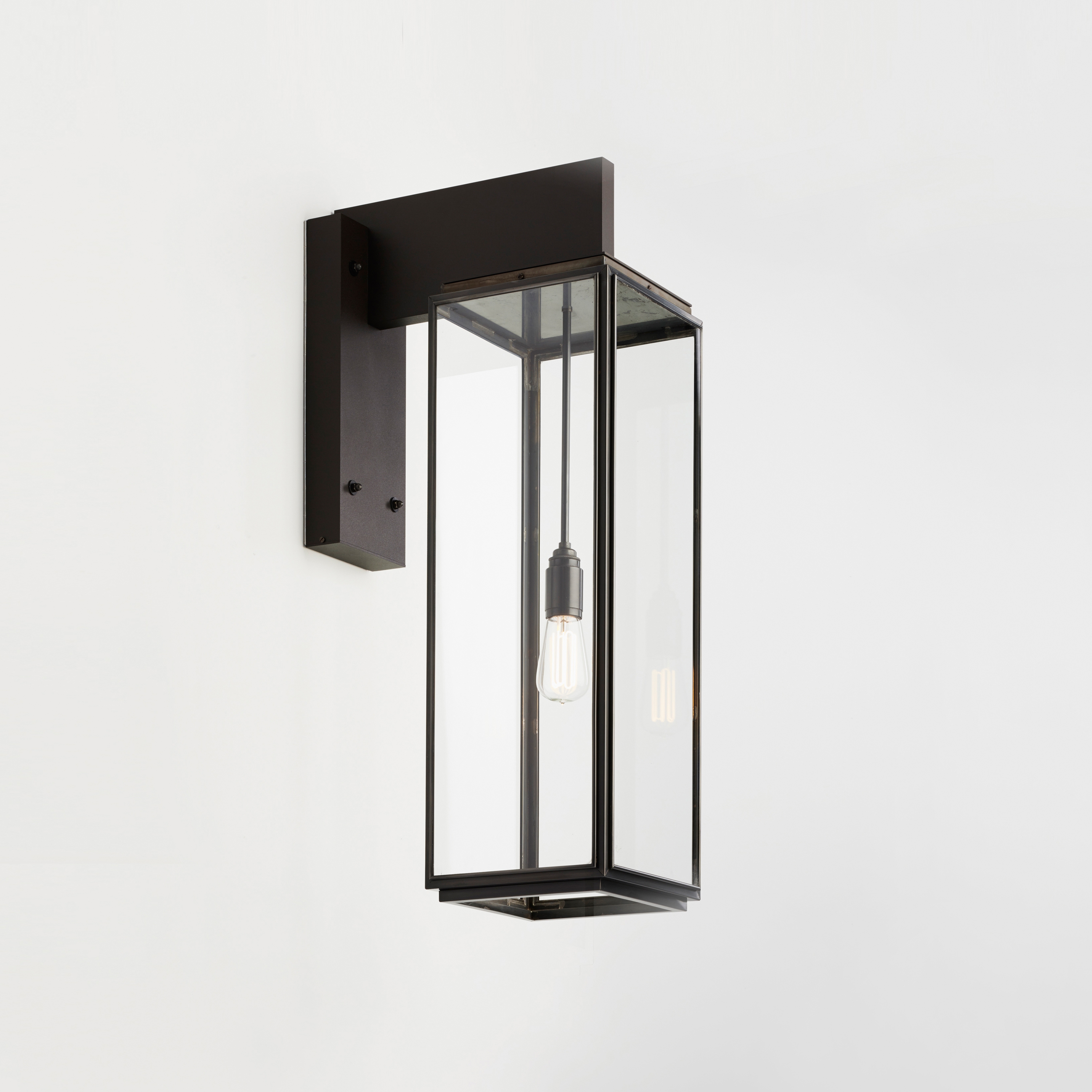 Vertoon produk Ilford Wall On Bracket 700 van vervaardiger Tekna
