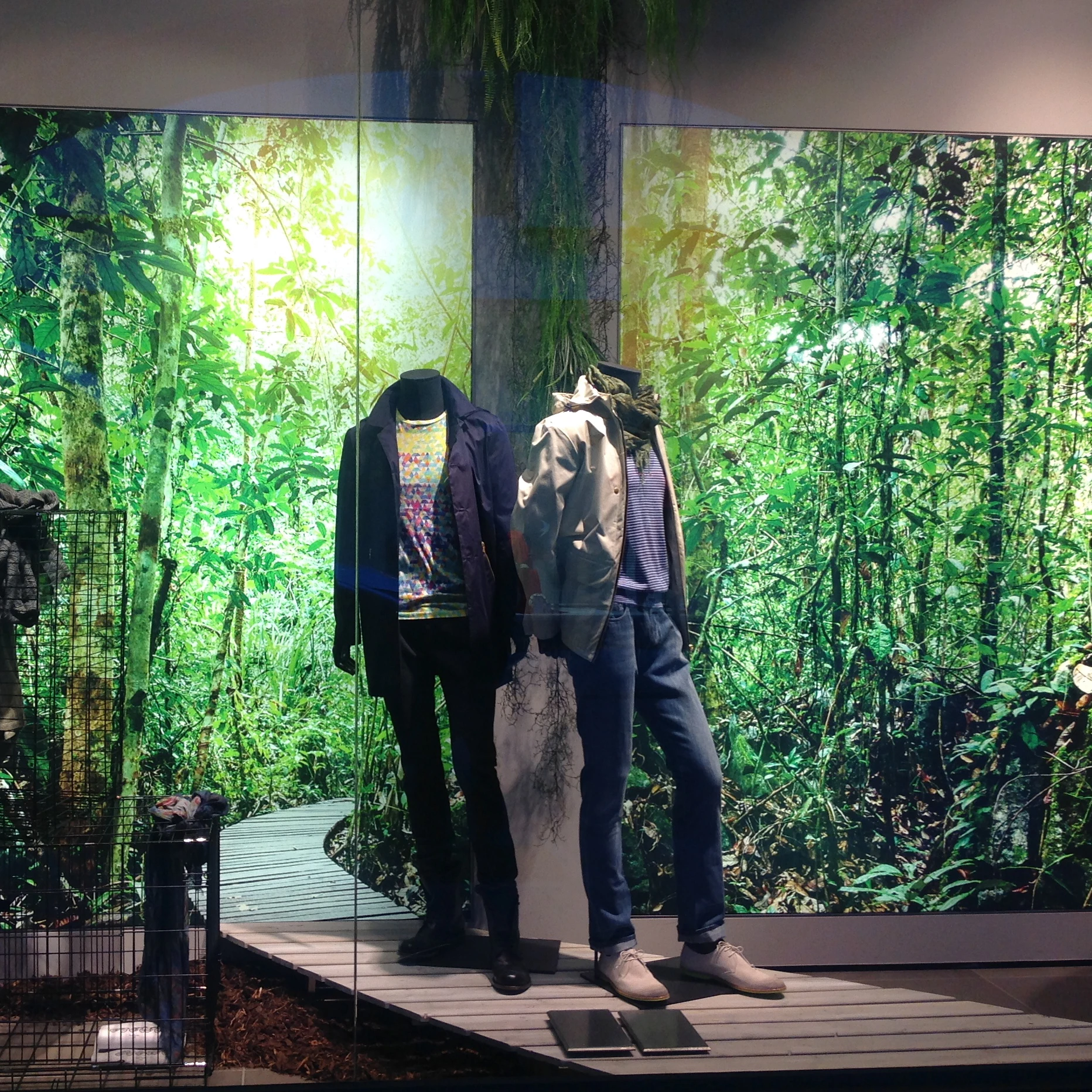 RETAIL