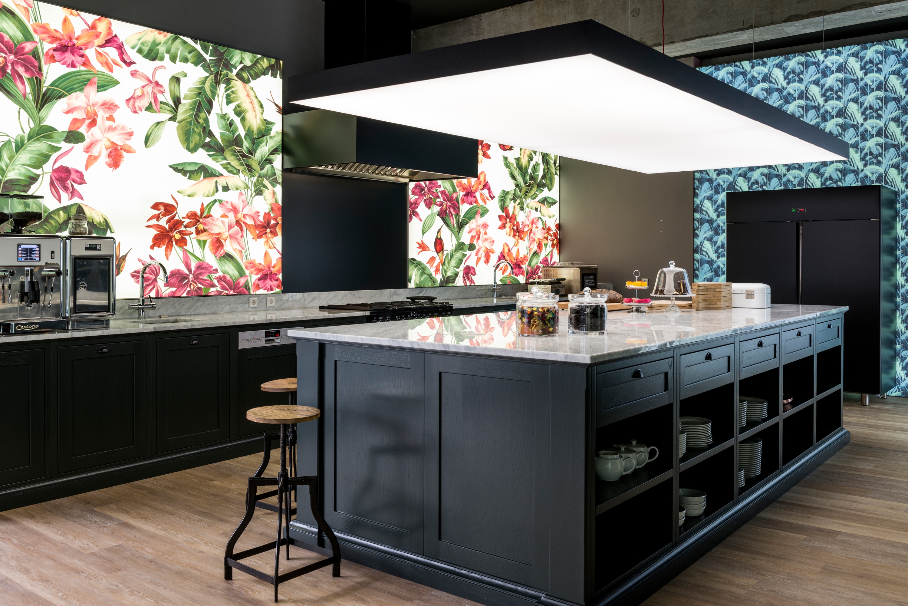 Vertoon produk Horizontal Light Boxes van vervaardiger PIXLIP