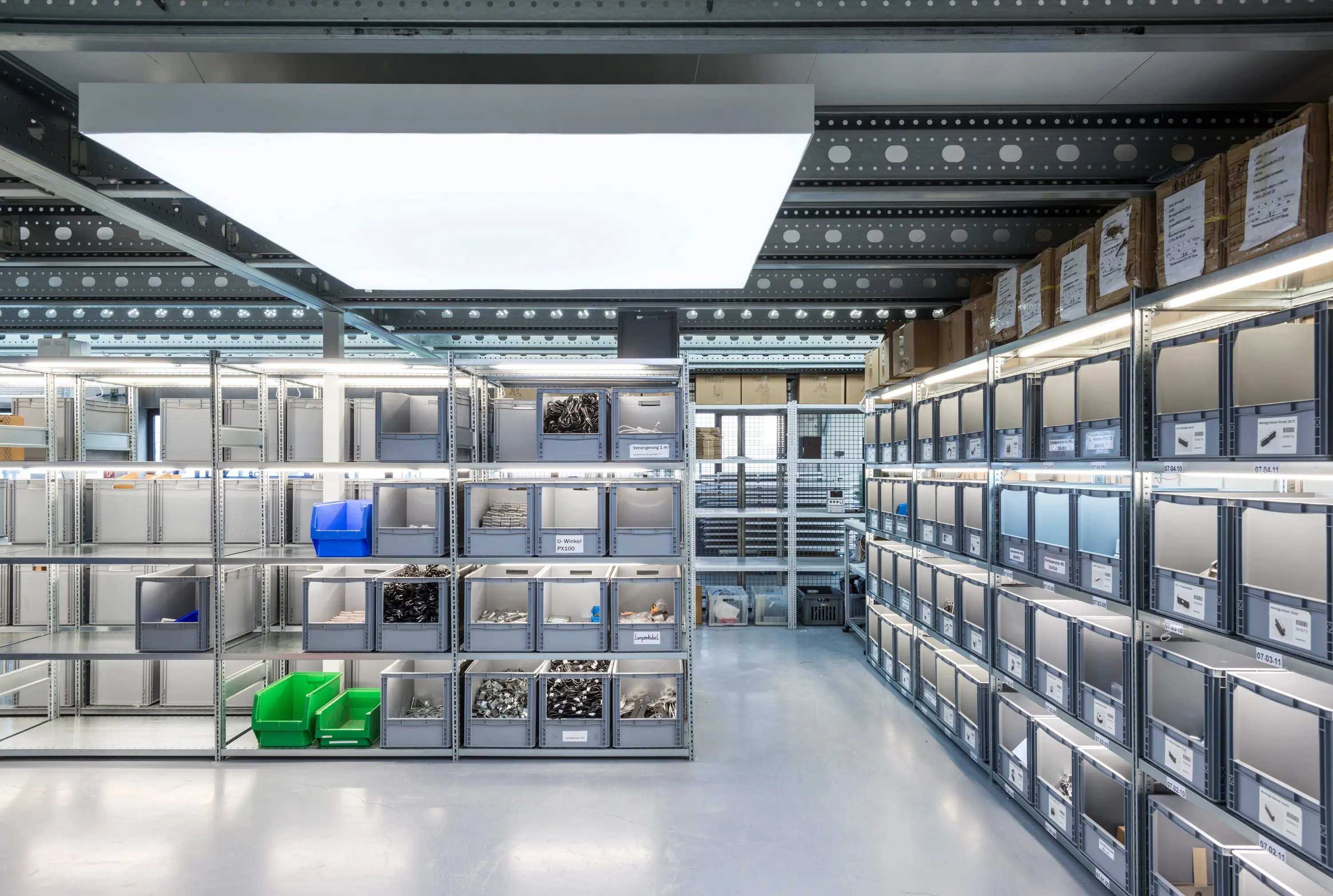 PIXLIP - Horizontal Light Boxes