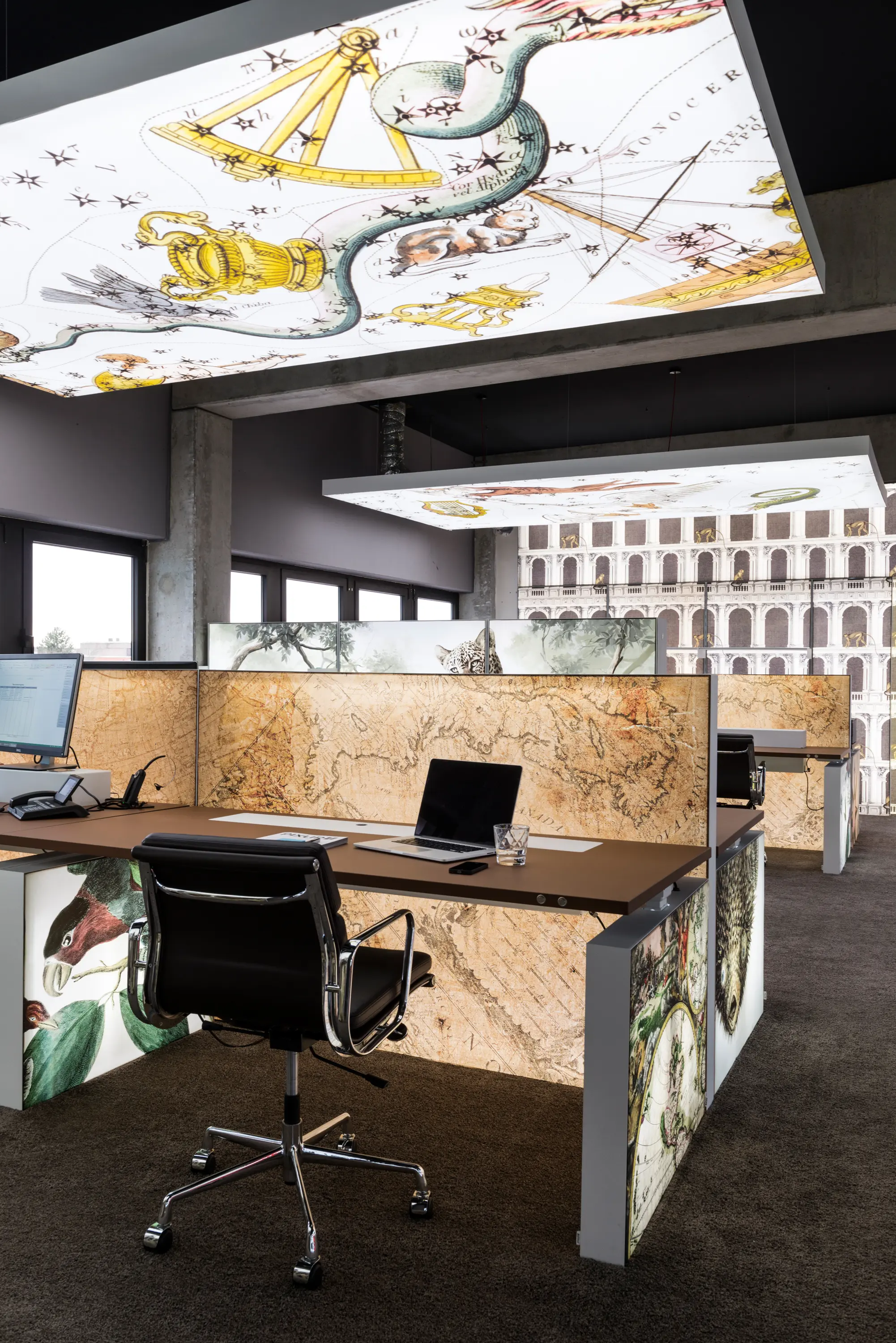 PIXLIP - Horizontal Light Boxes