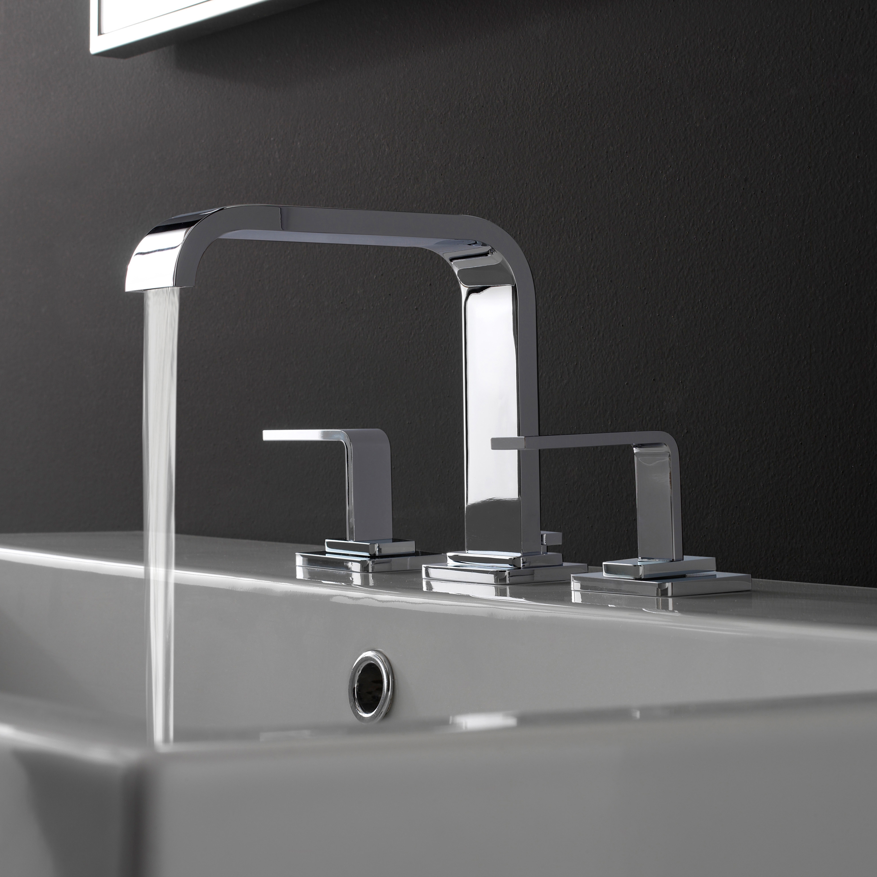 Display product Immersion - Three-hole washbasin mixer from manufacturer Graff