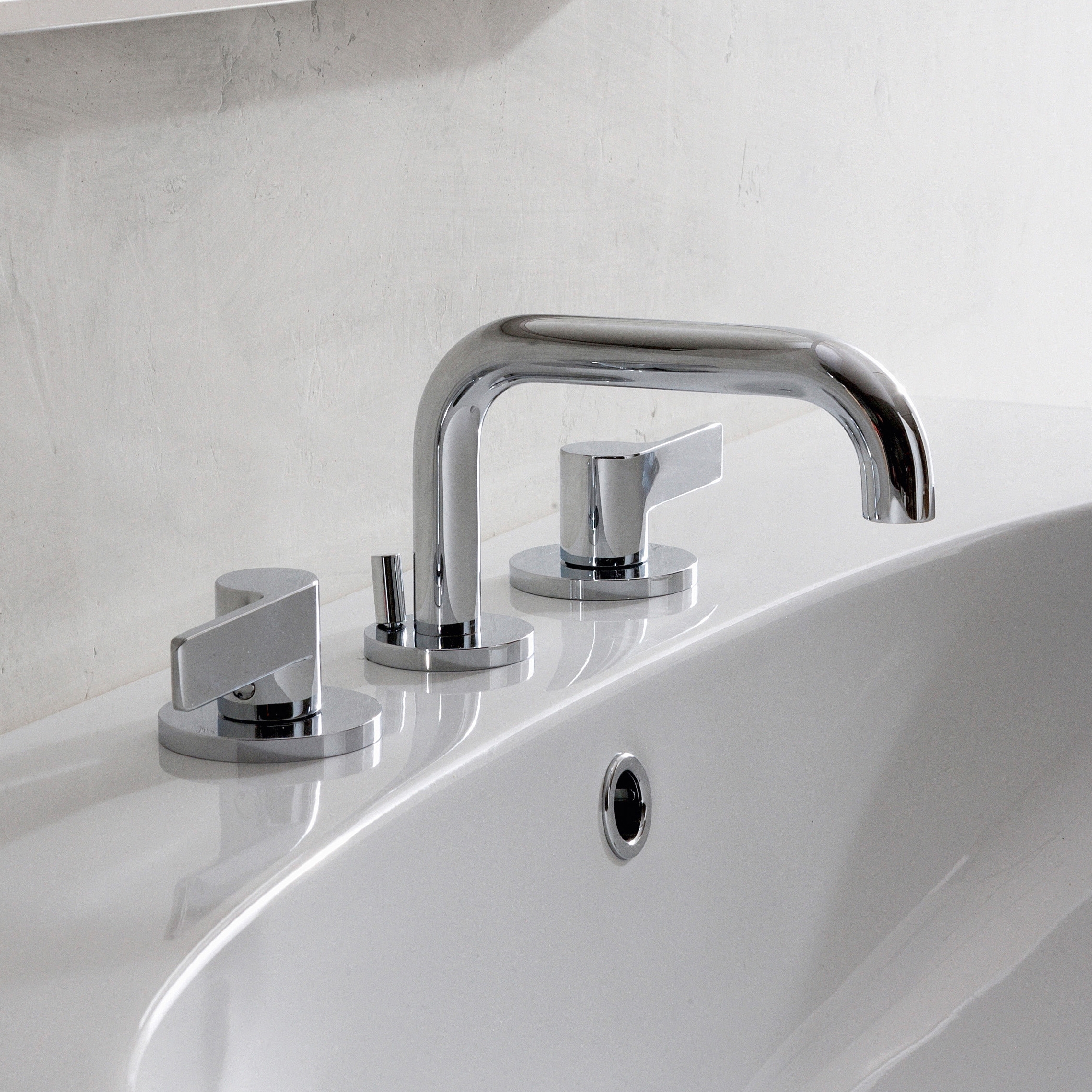 Display product Terra - Three-hole washbasin mixer from manufacturer Graff