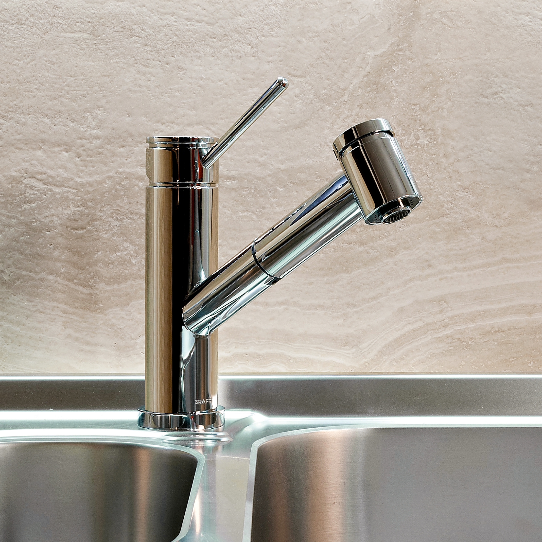 Display product M.E. 25 - Kitchen Faucet with dual-function spray/stream pull-down sprayhead from manufacturer Graff