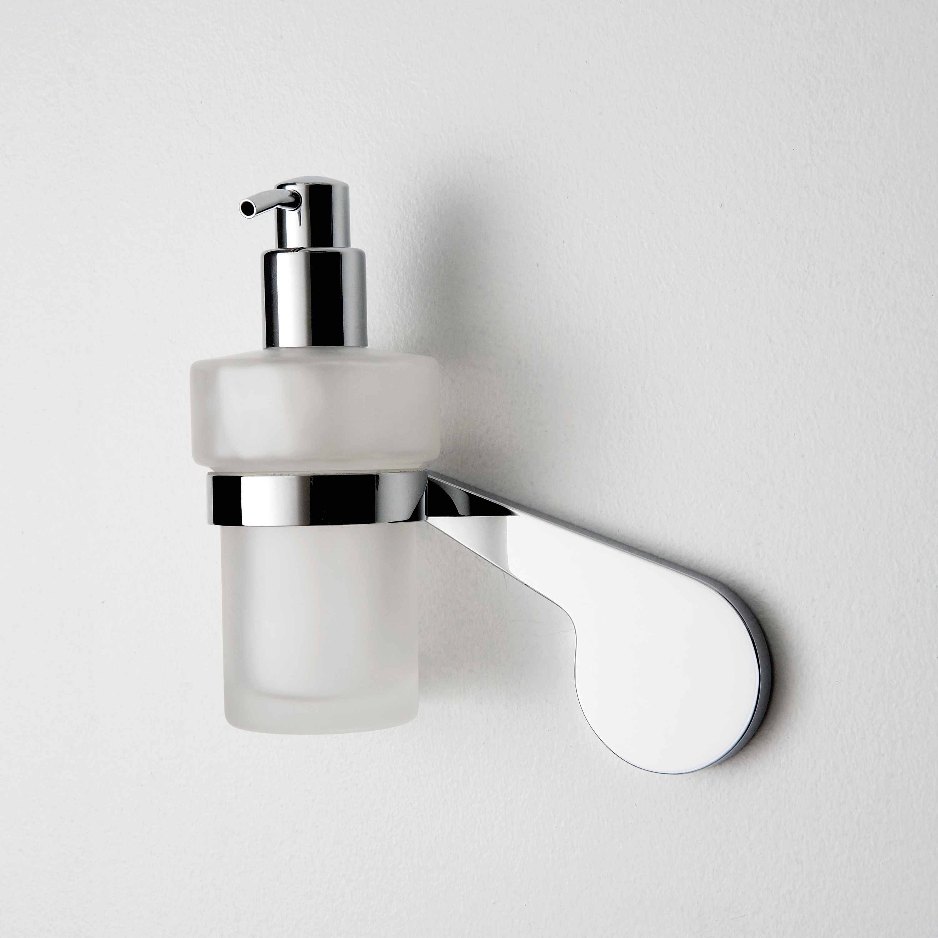 Produkt Sento - Free standing soap dispenser des Herstellers Graff anzeigen