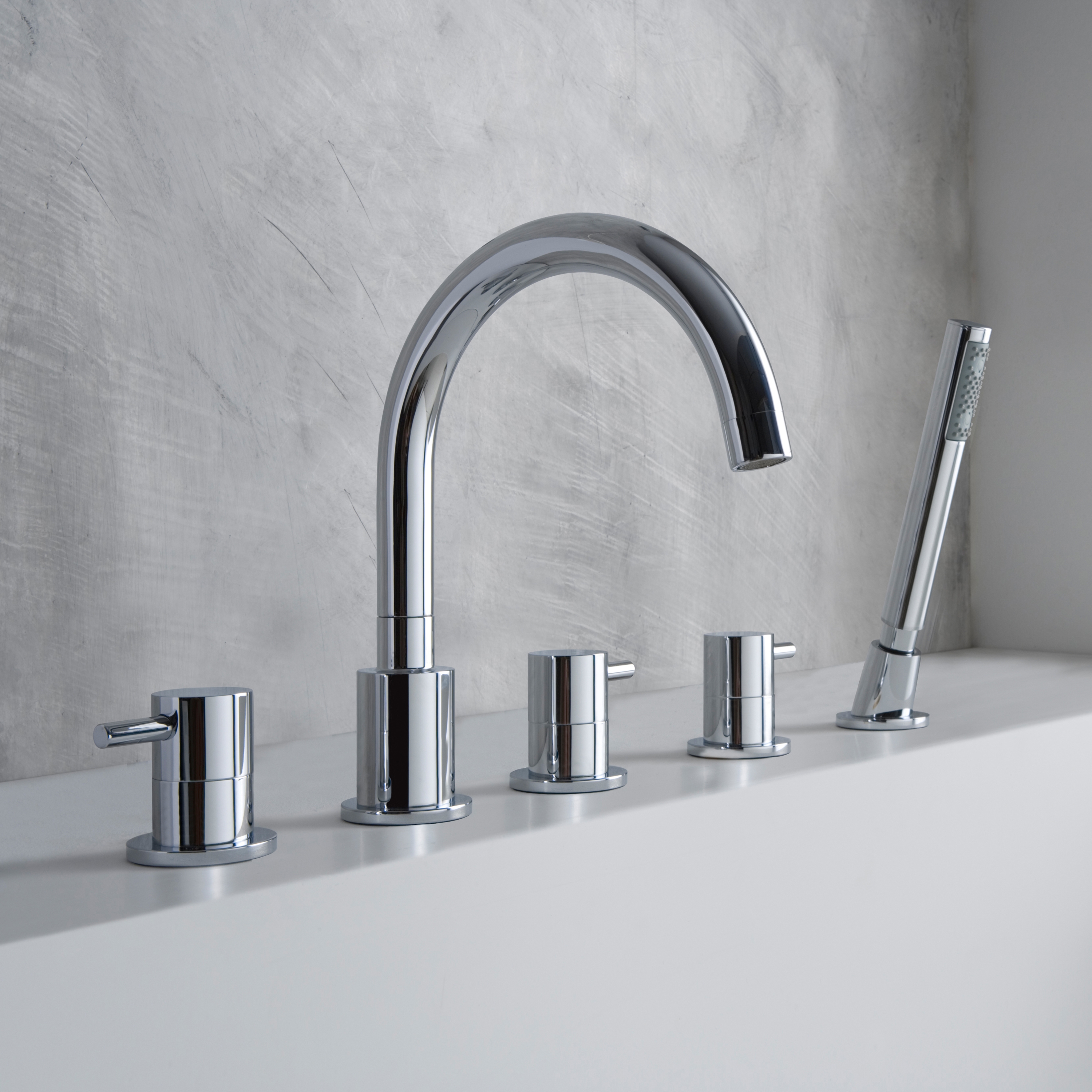 Produkt M.E. 25 - Deck-mounted bathtub mixer set des Herstellers Graff anzeigen