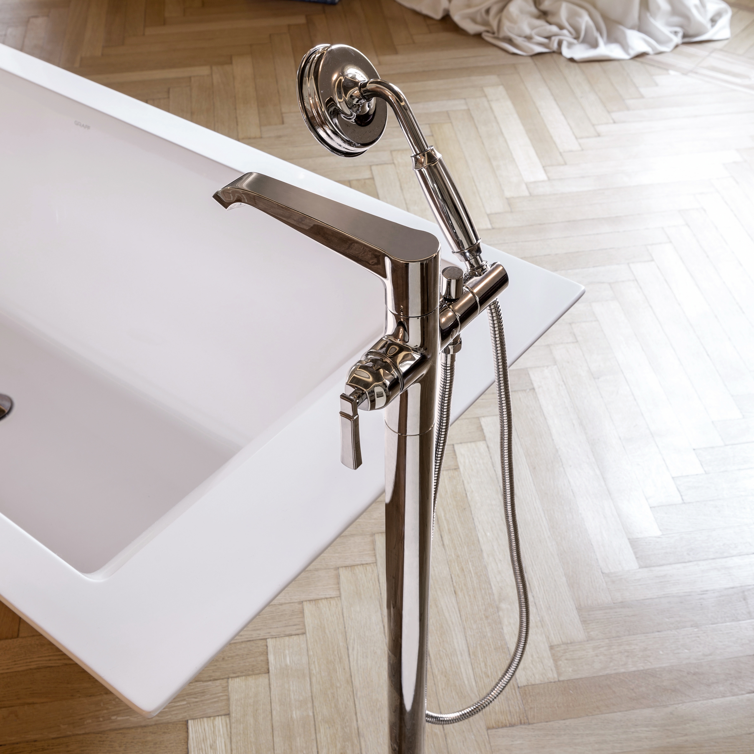 Vertoon produk Finezza - Floor-mounted bathtub mixer van vervaardiger Graff