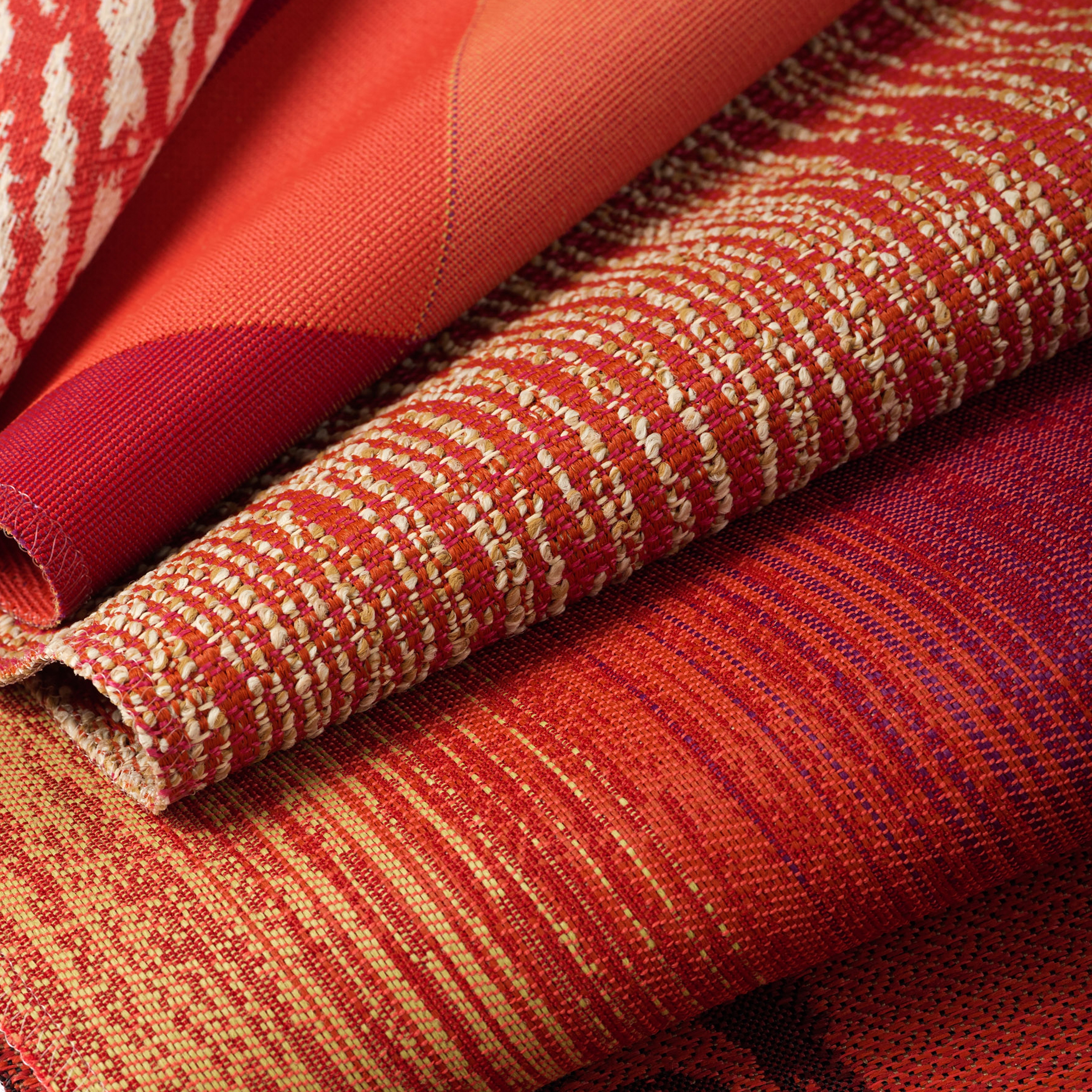 Mostra il prodotto Alpha Collection Through Loom Source del produttore Bella-Dura® Fabrics