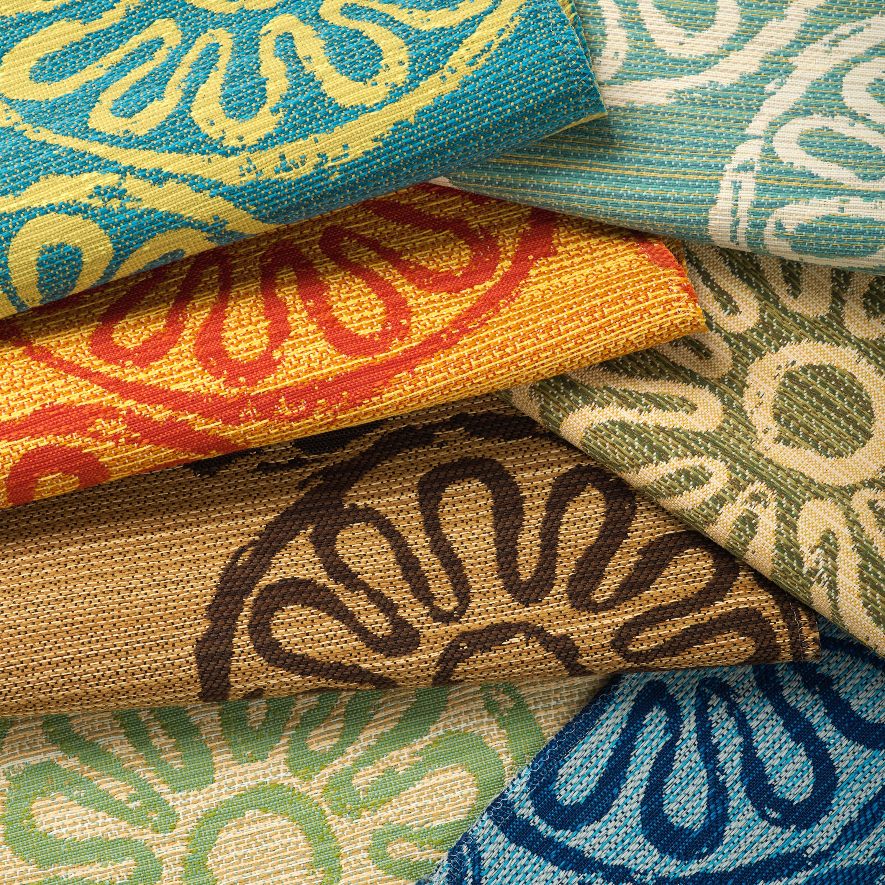 Afficher le produit Alpha Collection Through Loom Source du fabricant Bella-Dura® Fabrics