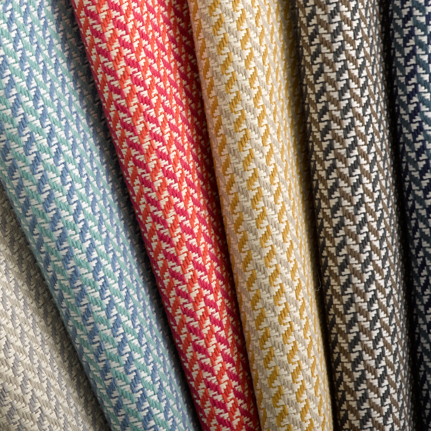 Mostra il prodotto Henri Through Weitzner Textiles del produttore Bella-Dura® Fabrics