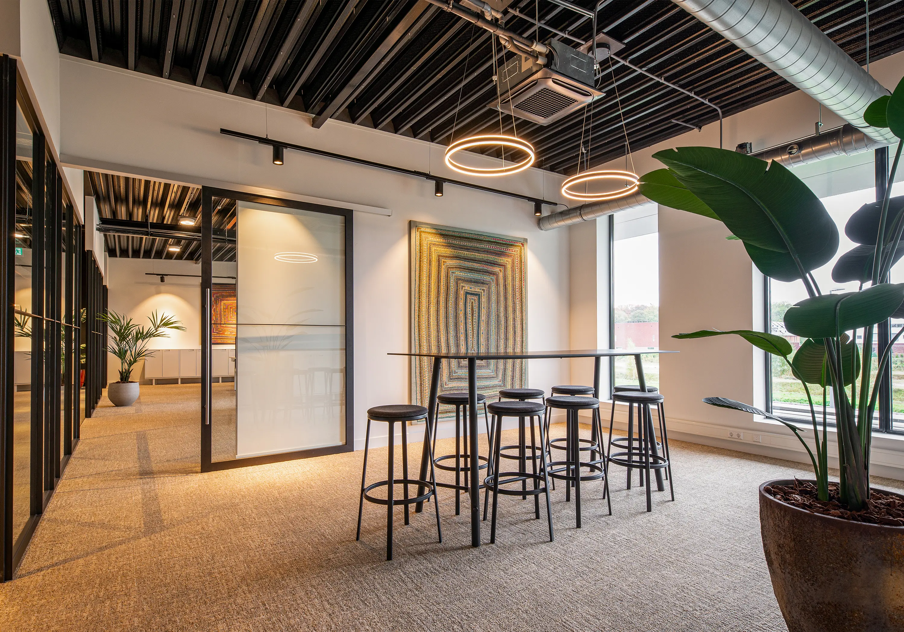 Infiniti - Round&Round Kitchen Stool