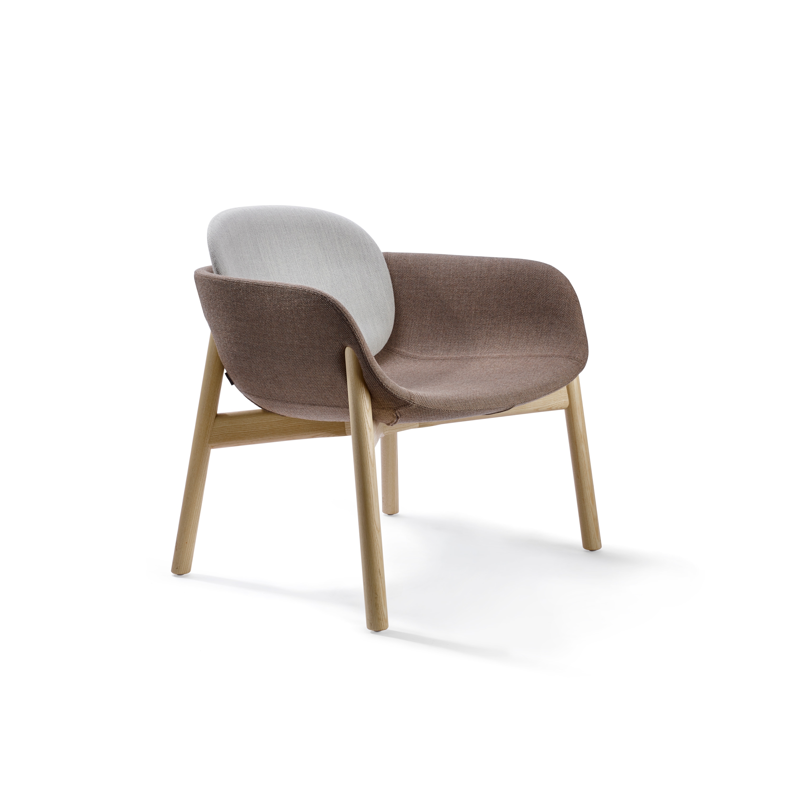 Display product Peb wooden legs low back from manufacturer Infiniti
