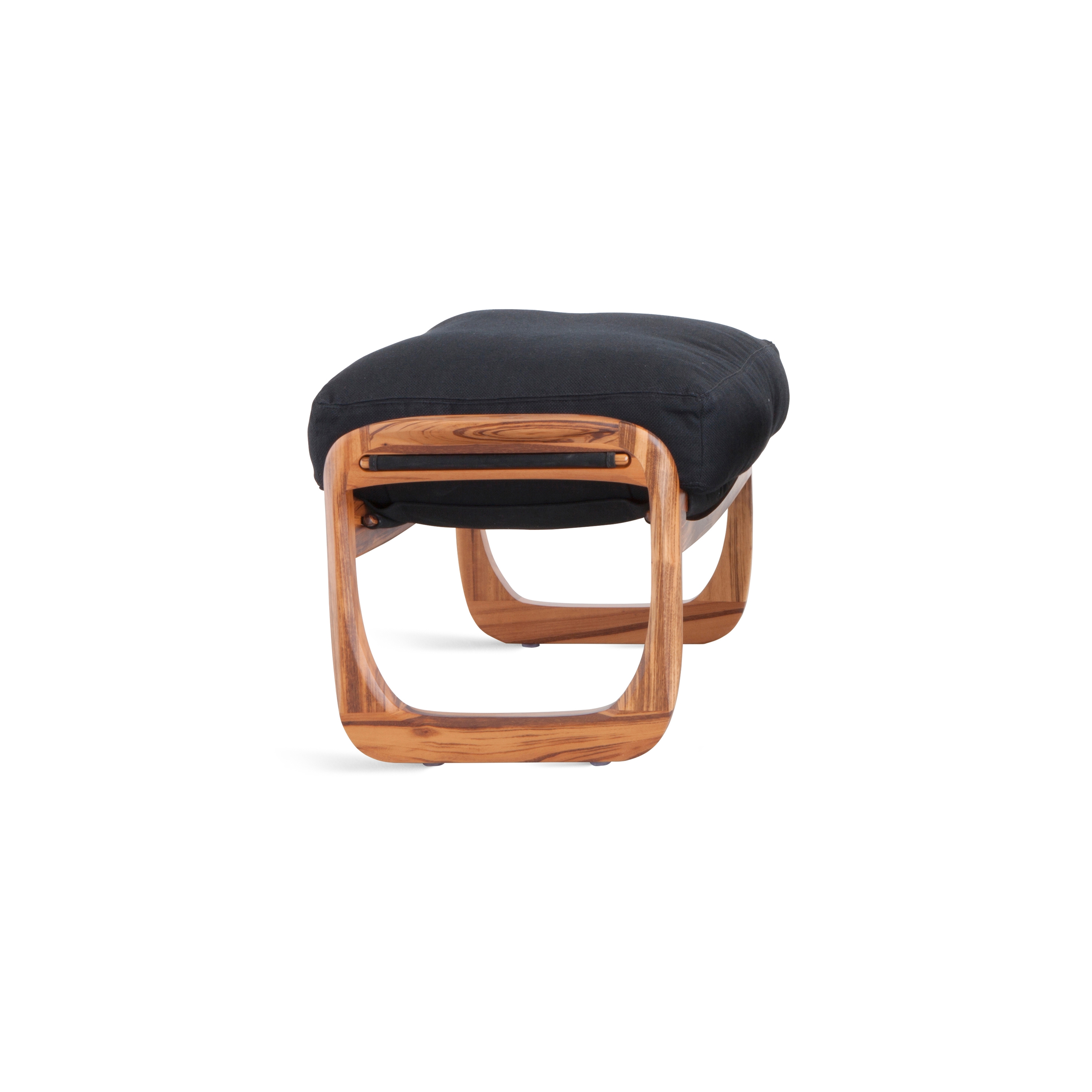 Afficher le produit Pitu Footstool du fabricant Sossego
