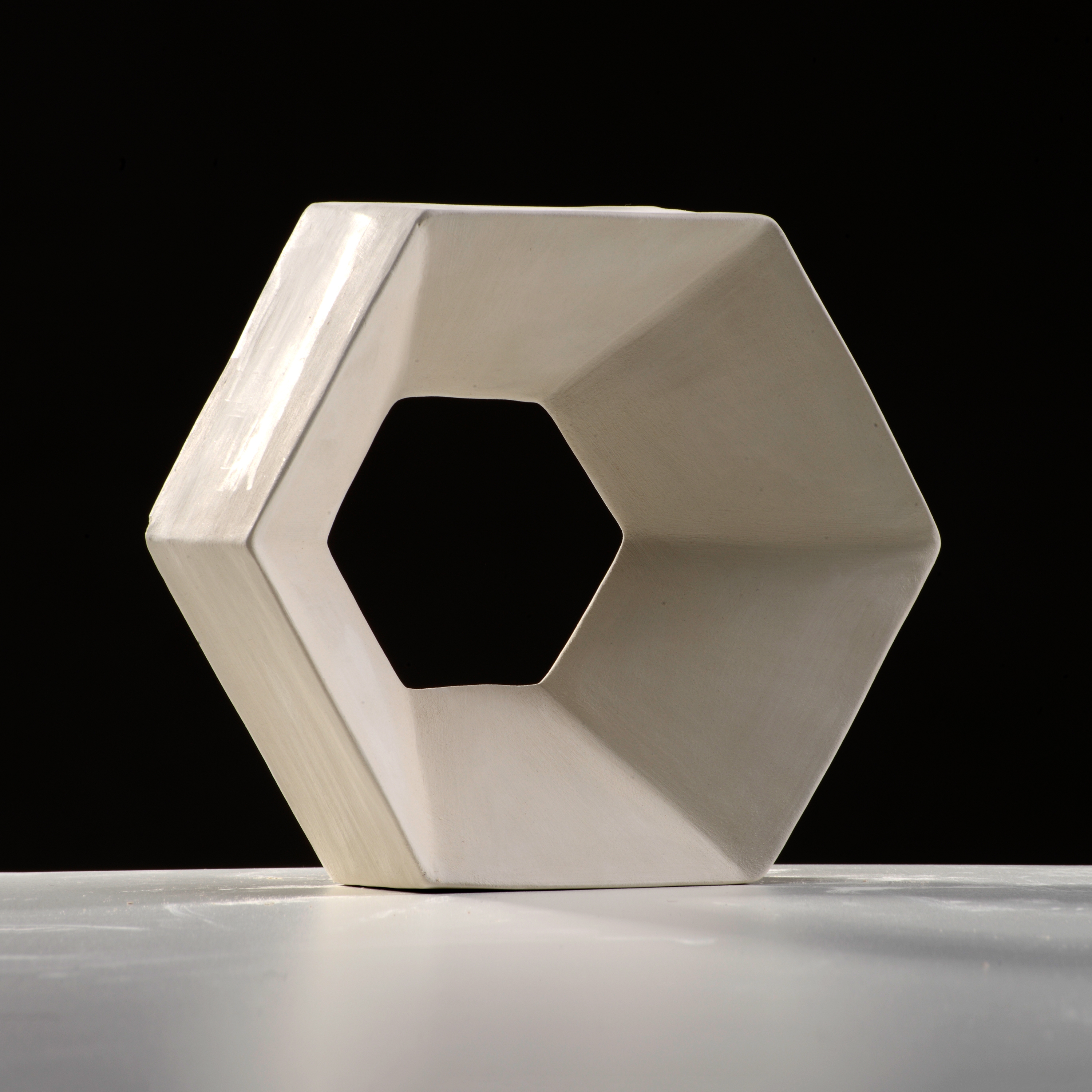 Mostrar el producto Hive Block del fabricante Ocki Design