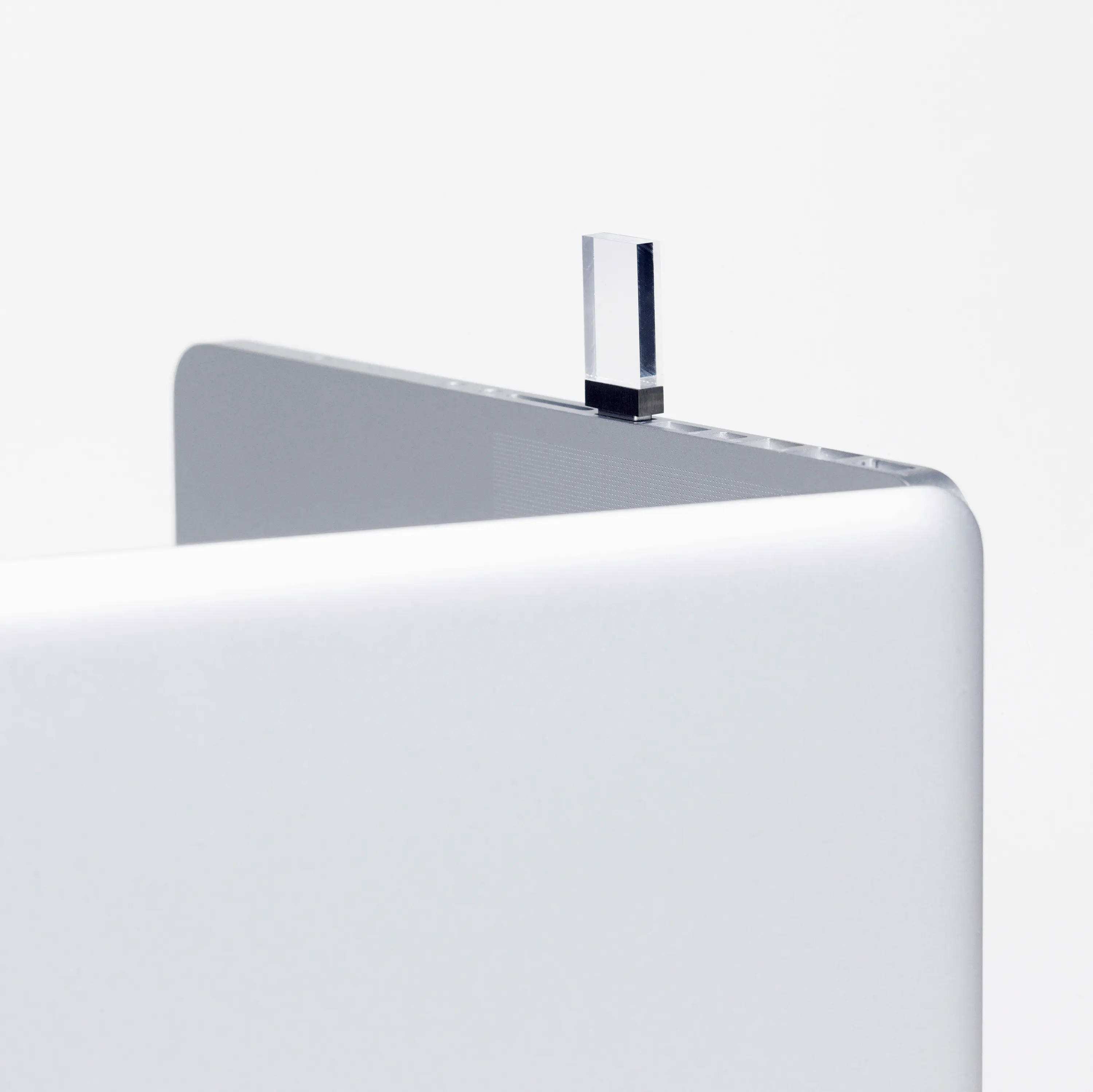 beyond Object - Empty Memory | Transparency Silver Brushed Finish