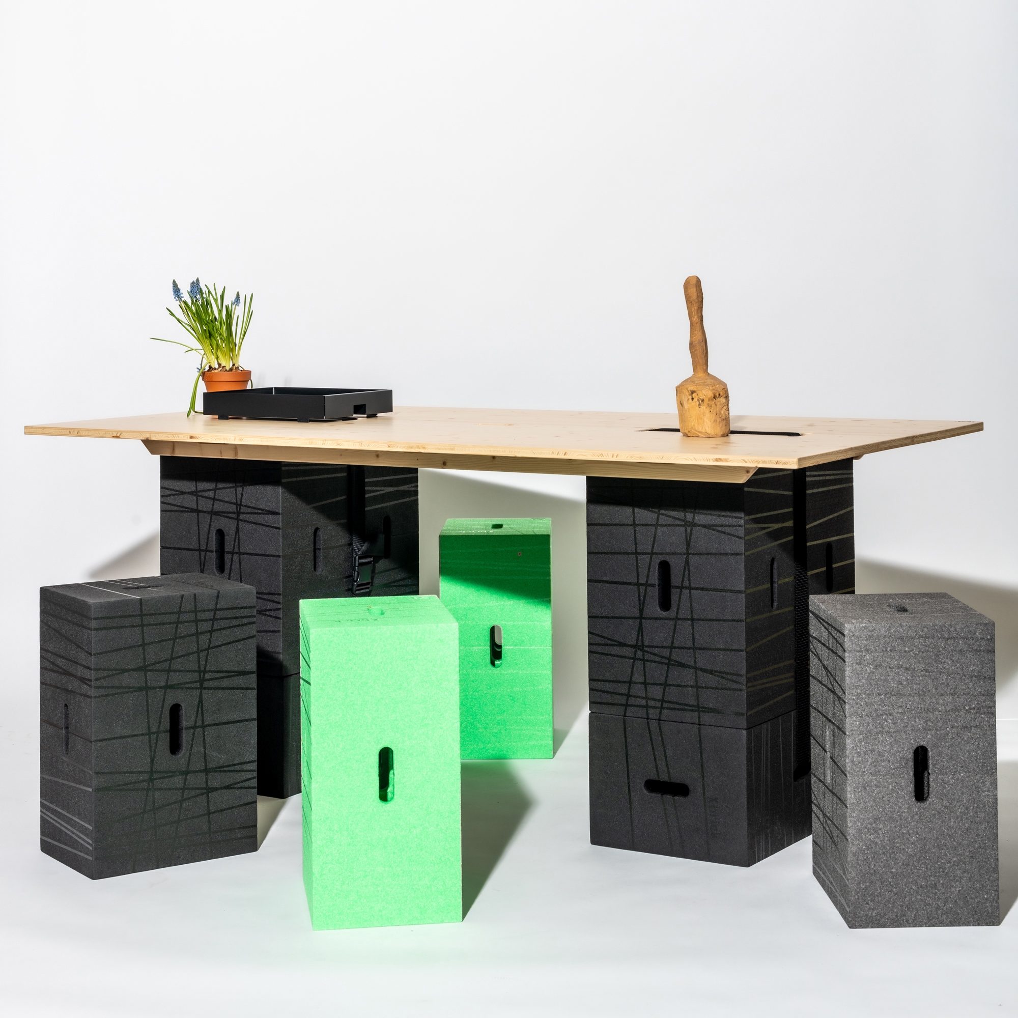 Mostra il prodotto Xbrick | X-table del produttore wp_westermann products