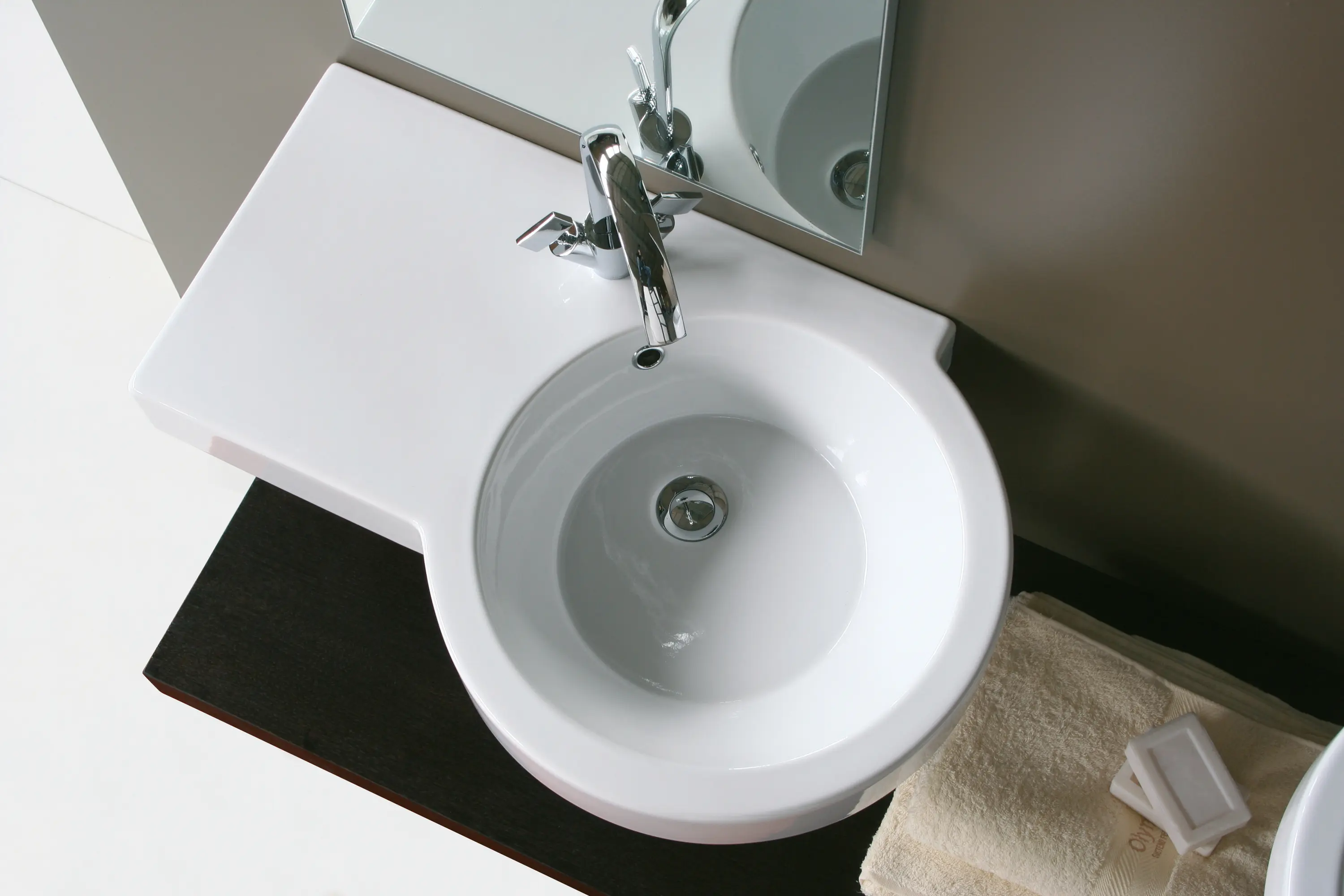 Olympia Ceramica - Tutto Evo - Wc Back to wall - S/P trap