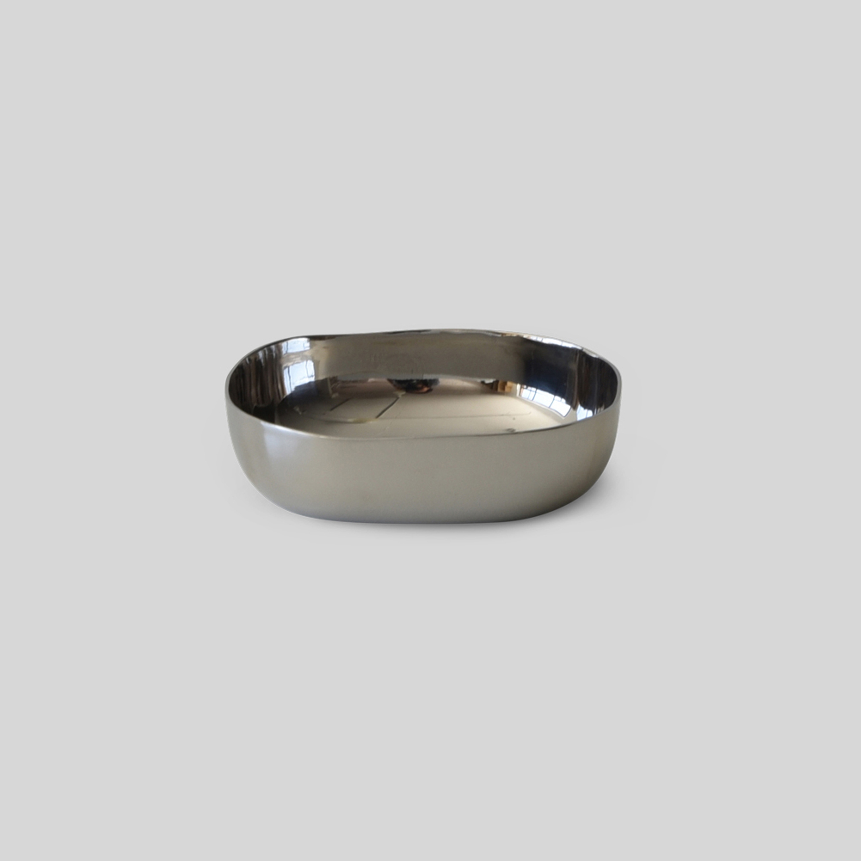 Mostrar el producto Square Dish | Hans Stainless Steel del fabricante Tina Frey Designs
