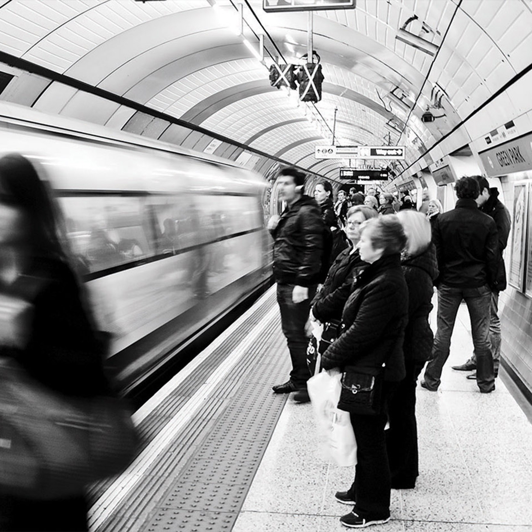 Mostra il prodotto Metro del produttore Creativespace