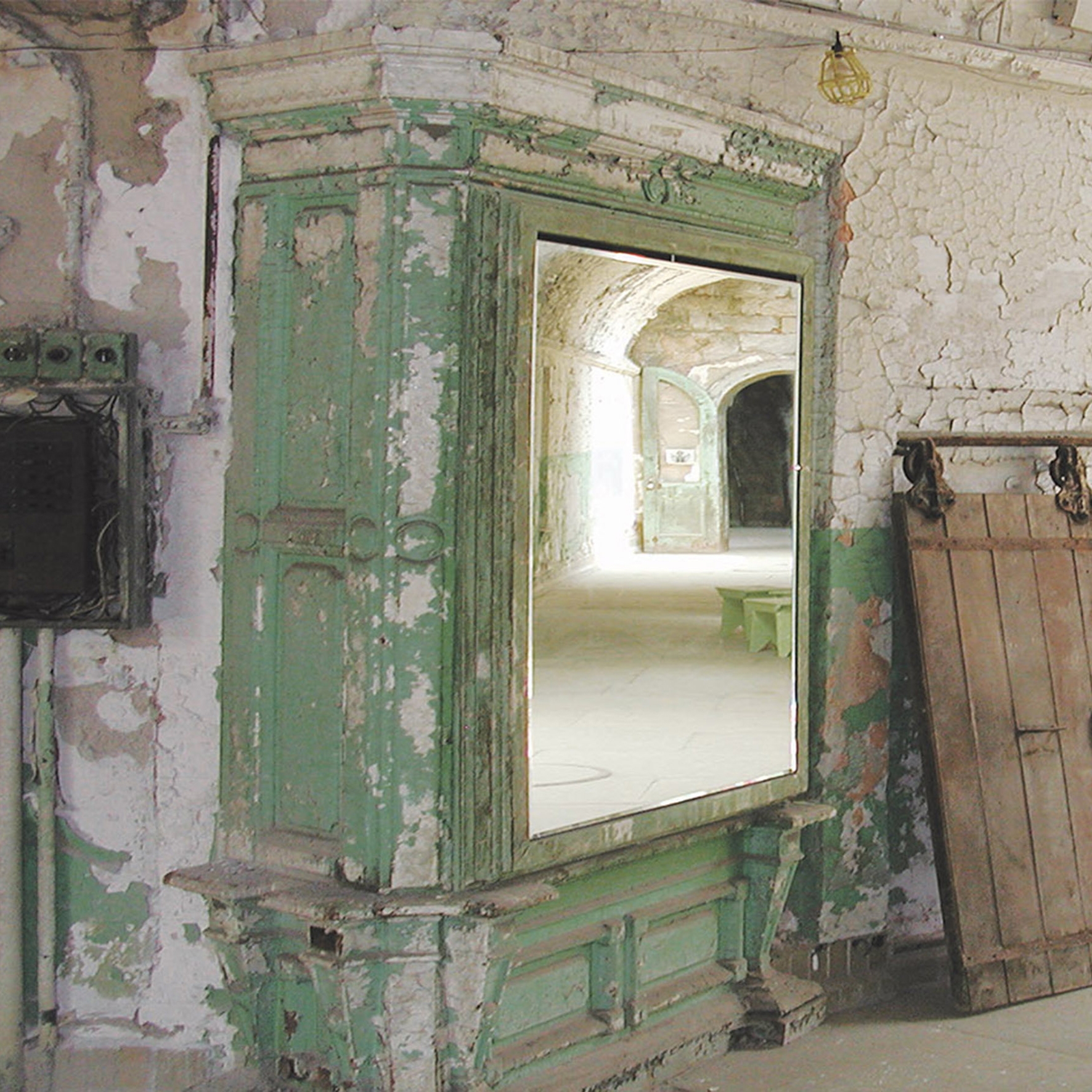 Mostra il prodotto Into del produttore Creativespace