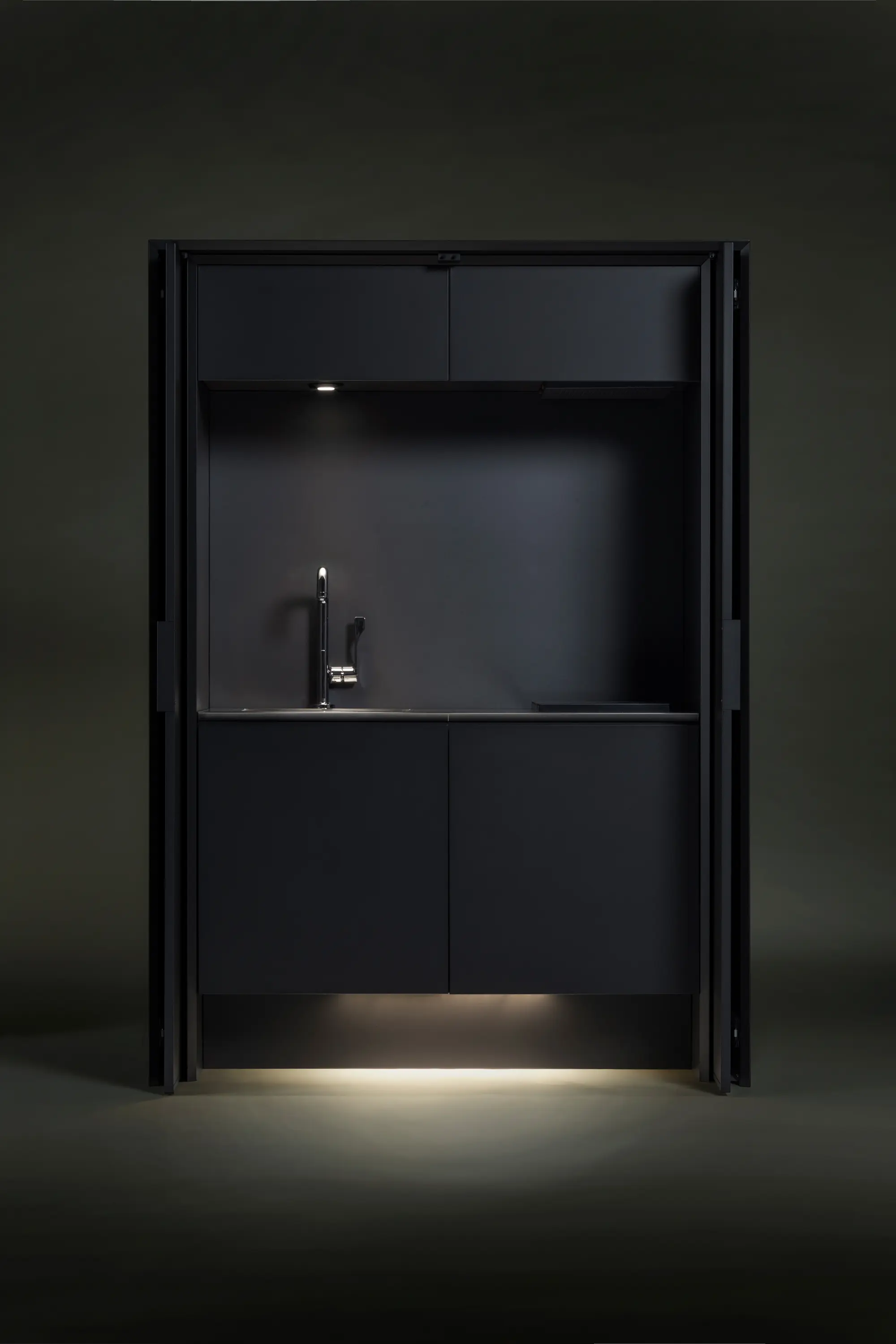 Sanwa Company - Affilato Hide