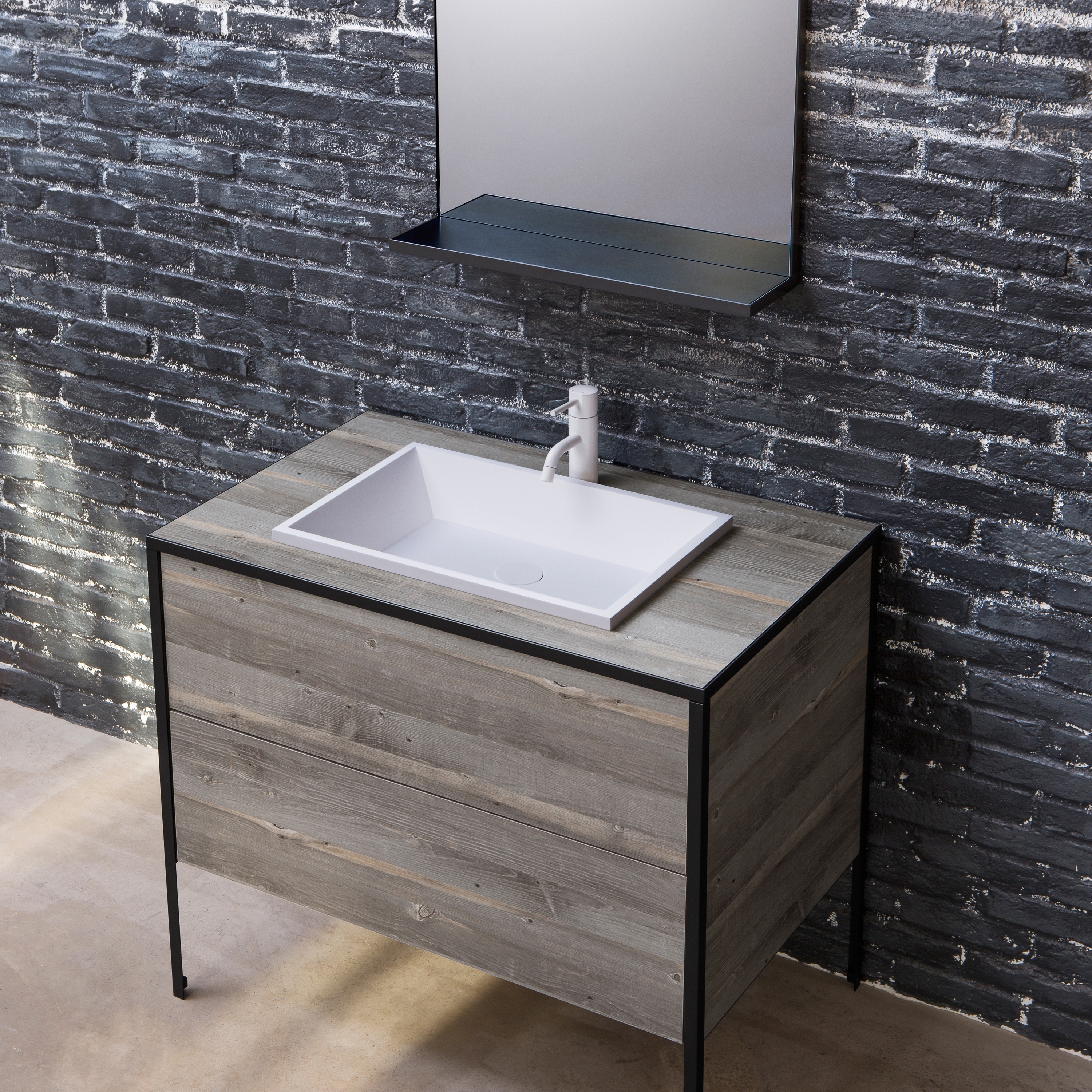 Mostra il prodotto Pattina Vanity Unit del produttore Sanwa Company