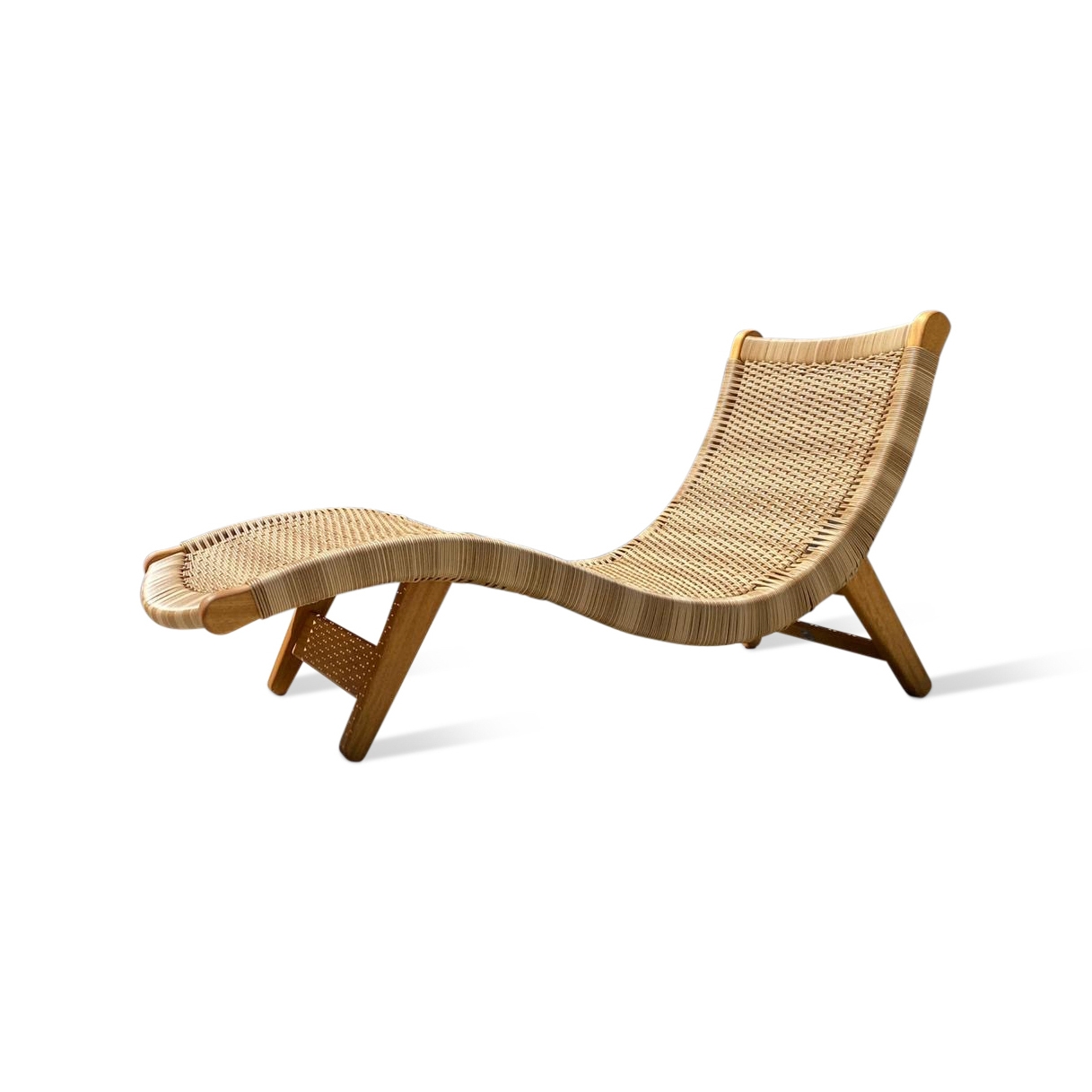 Display product Alacran Chaise - Woven from manufacturer Luteca