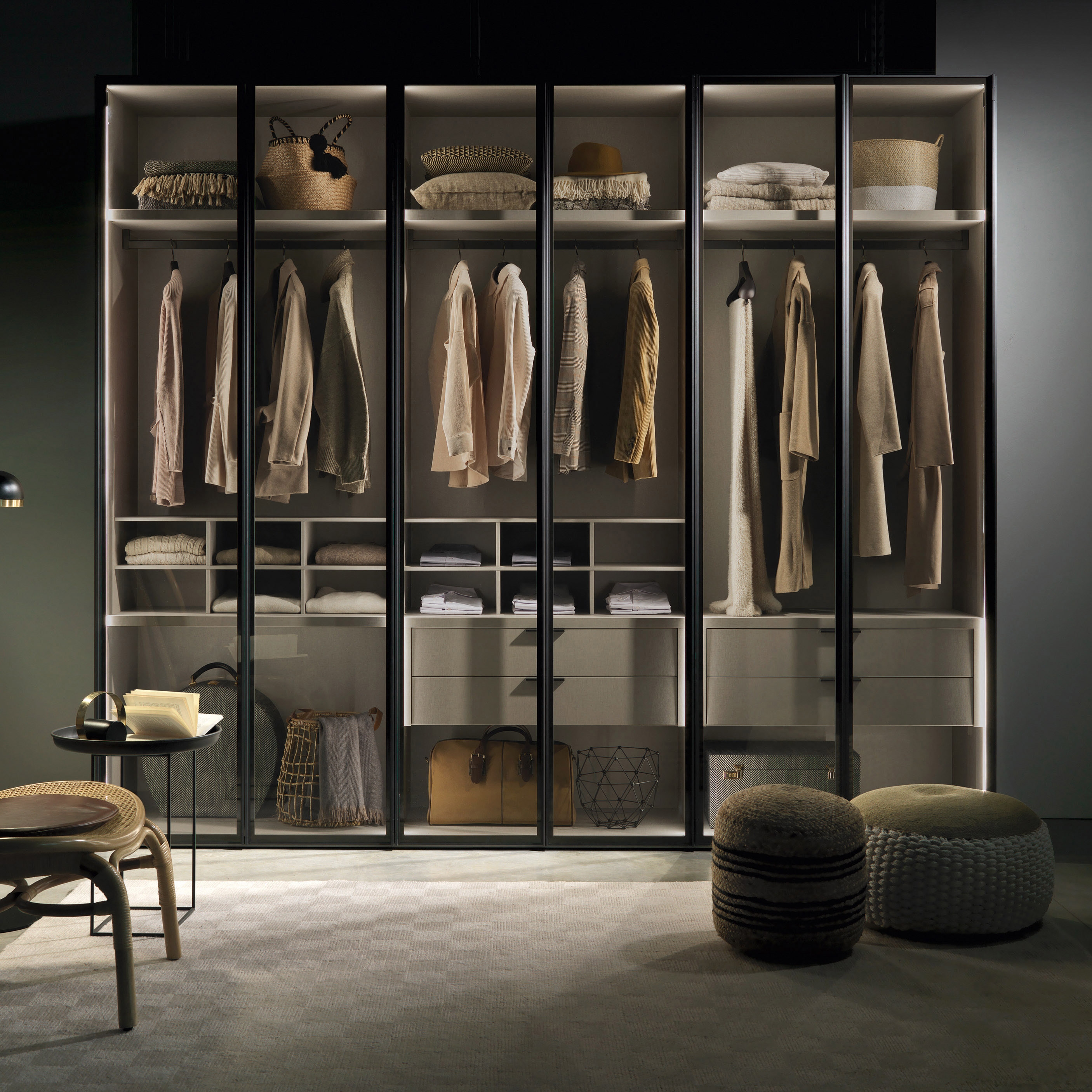 Display product Alterna hinged from manufacturer Zalf