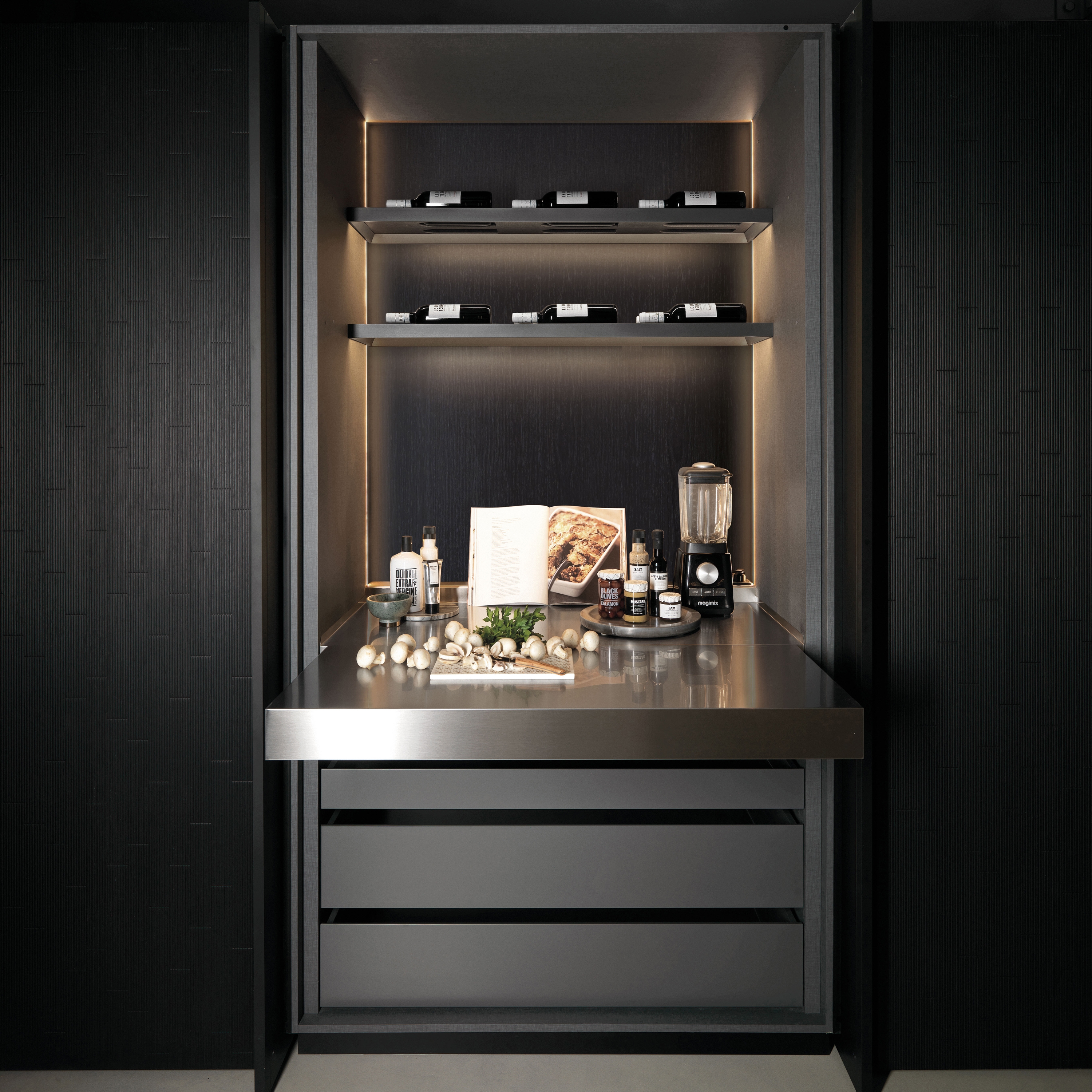Display product Cabinet from manufacturer Euromobil
