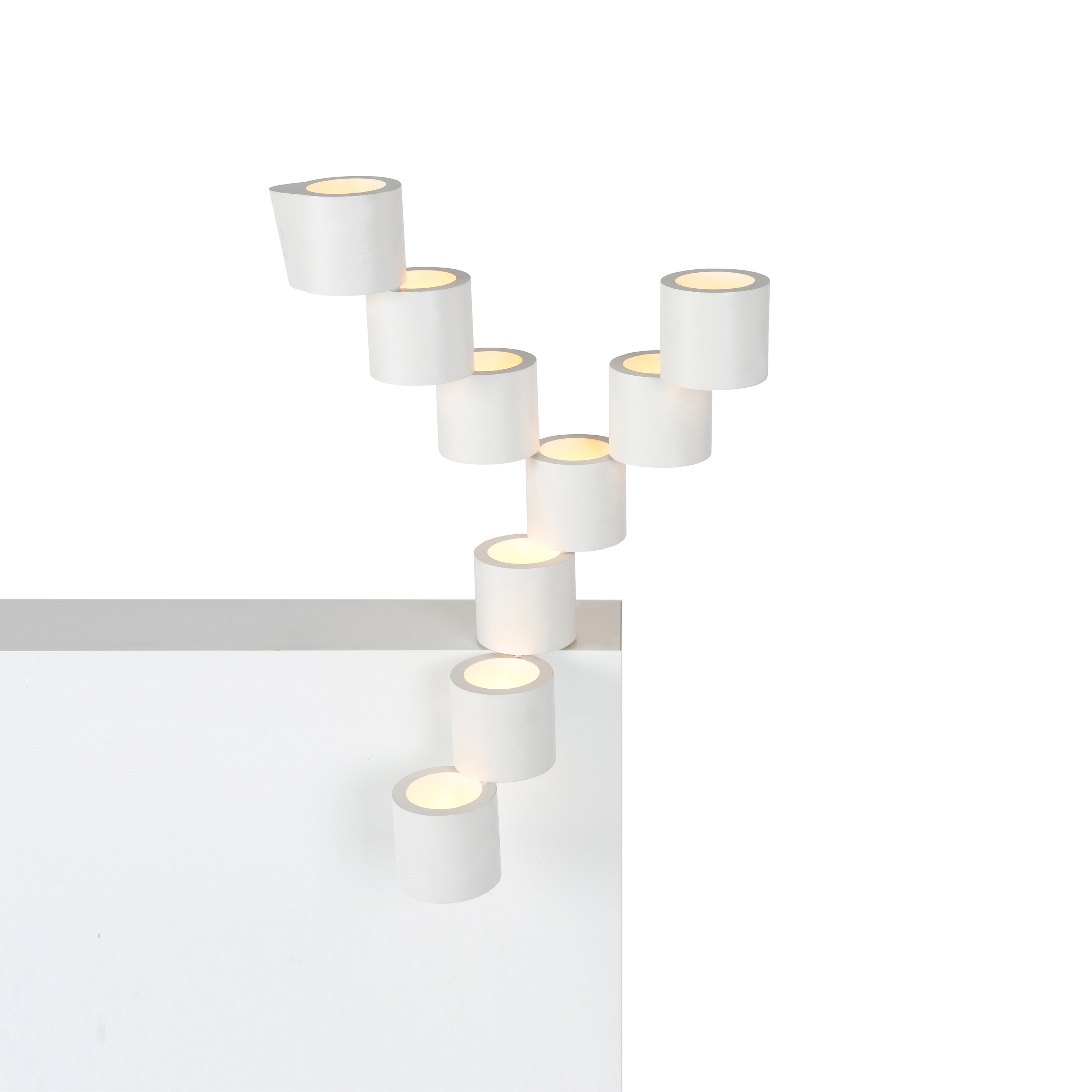 Display product Twister white table lamp from manufacturer Tristan Frencken