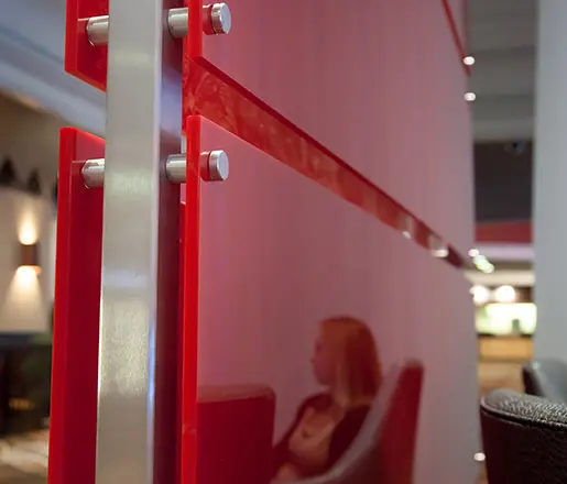 Gyford StandOff Systems® - StandOff Lobby Divider