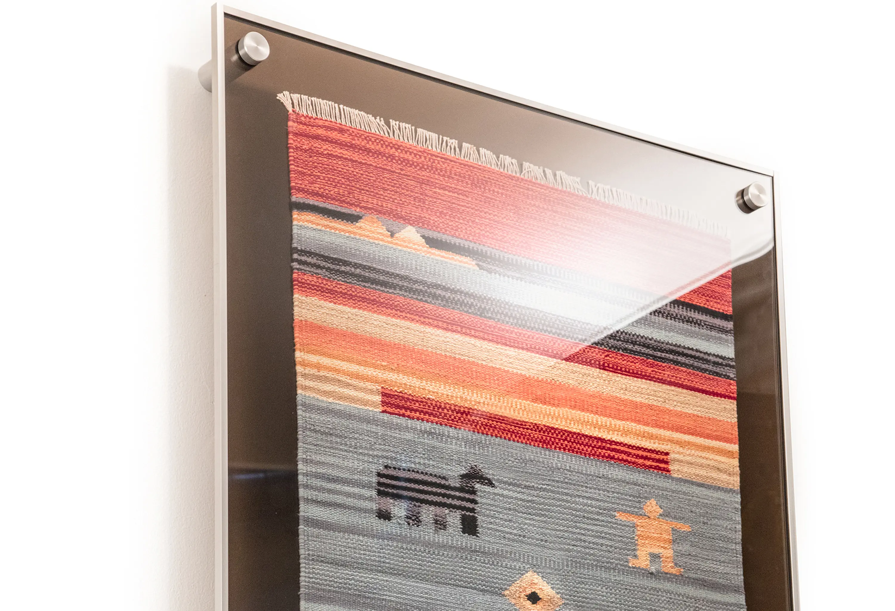 Gyford StandOff Systems® - Wall Tapestry Display