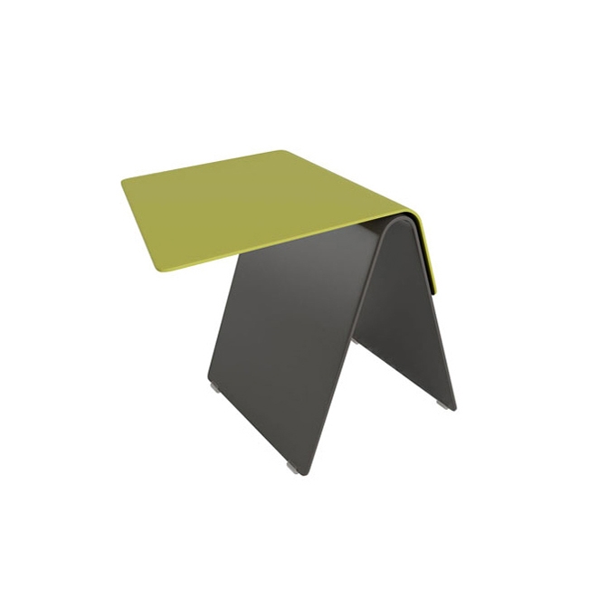Mostrar el producto 15"h HangOver Table del fabricante Peter Pepper Products