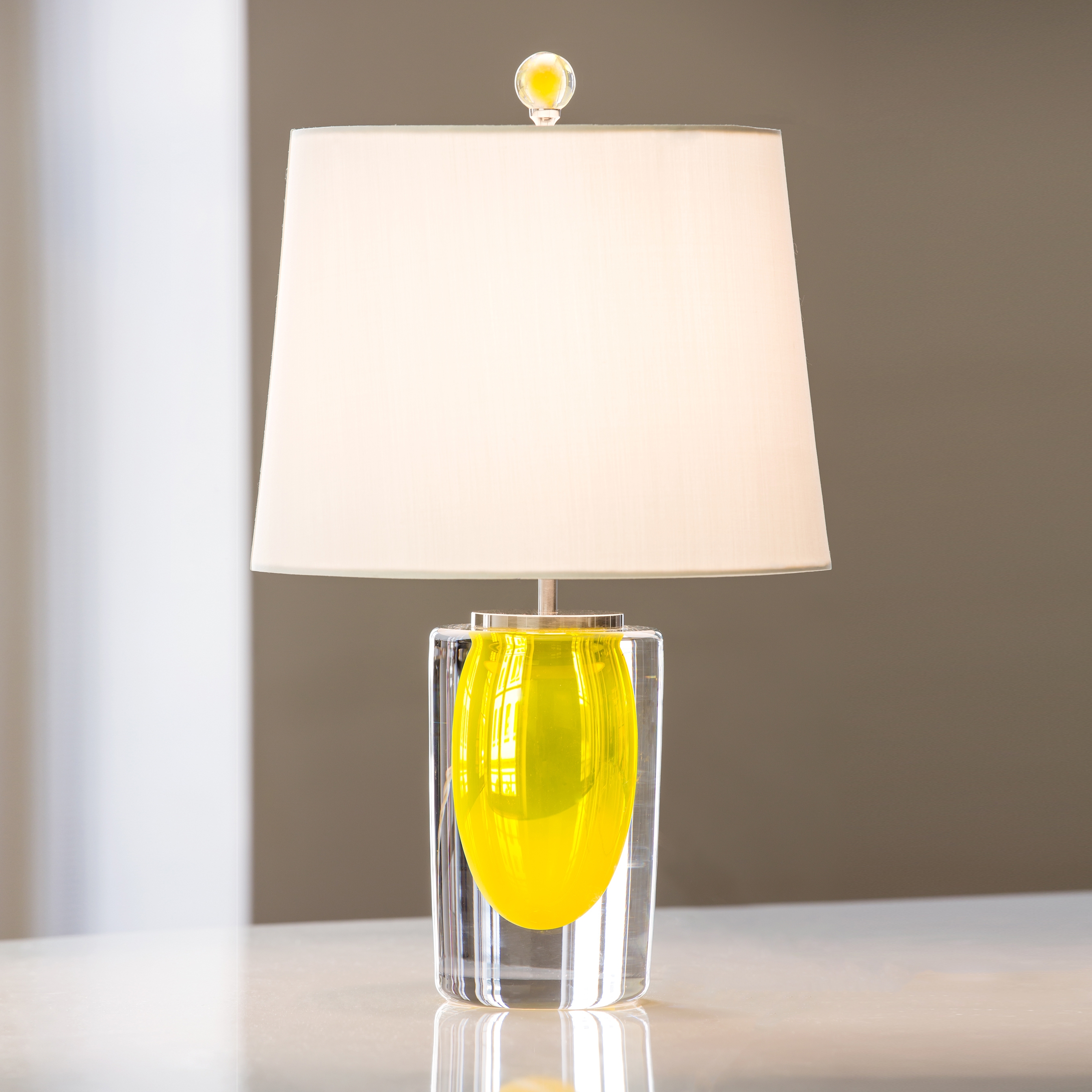 Display product Ombre Bollo Canary from manufacturer Cartwright New York