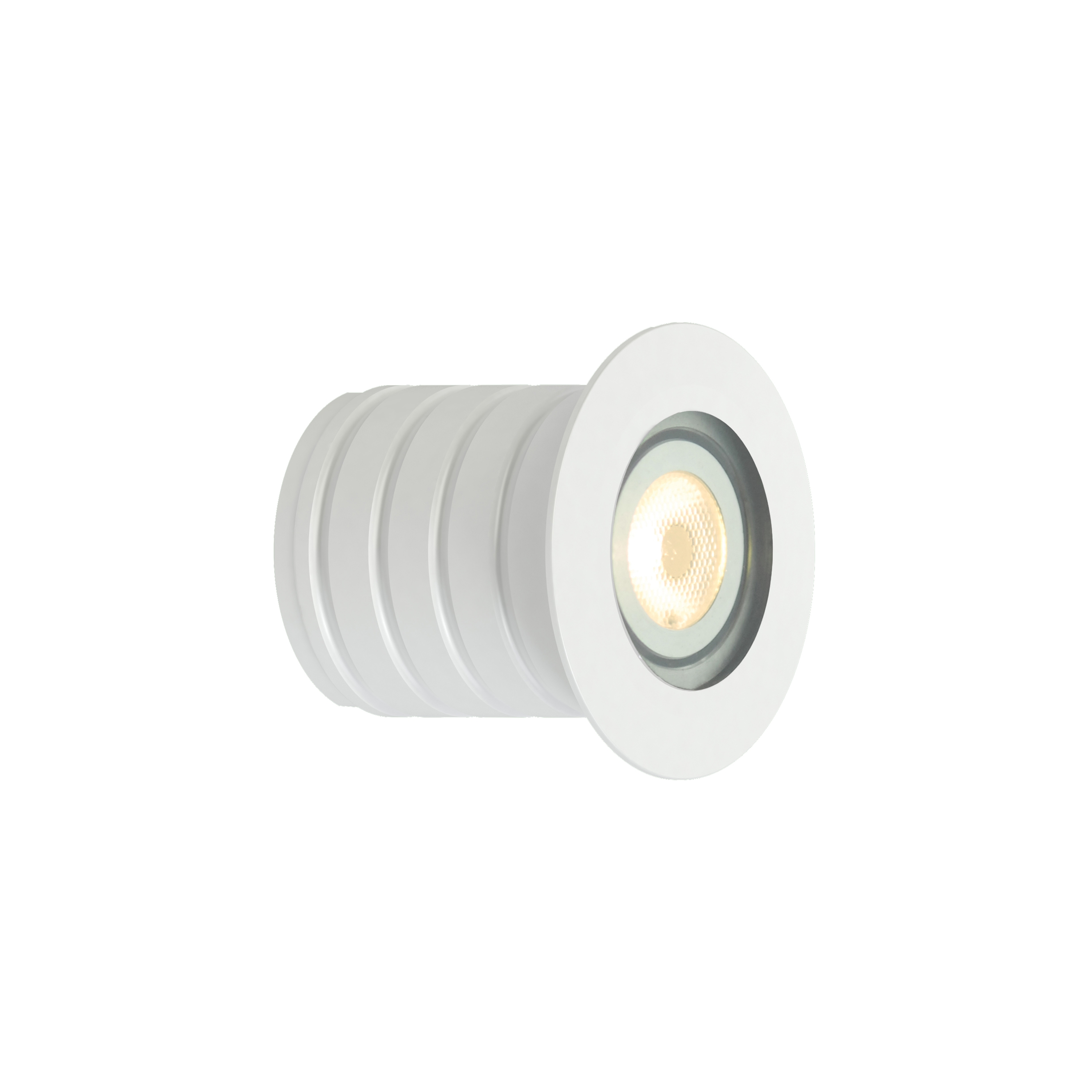 L02 | white