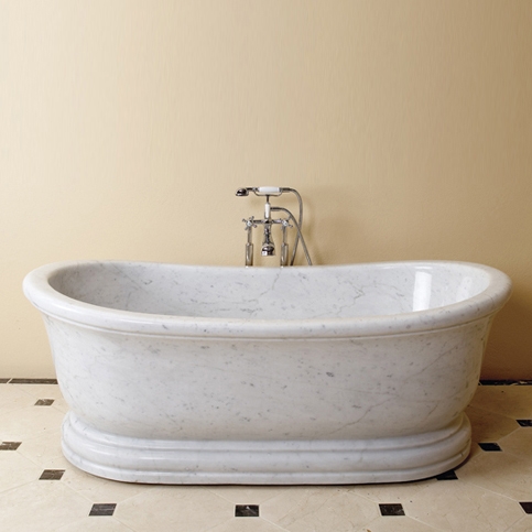 Display product Old World Bathtub, Carrara Marble from manufacturer Stone Forest