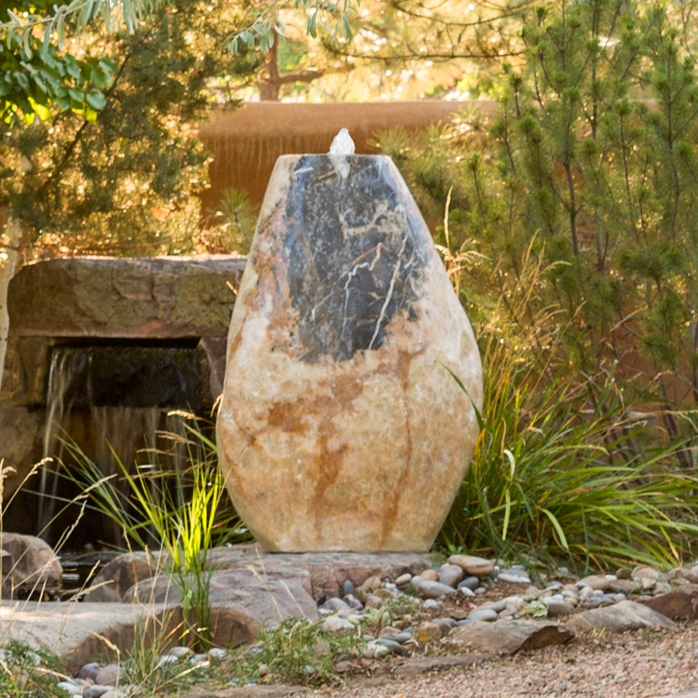 Display product Pebble Fountain from manufacturer Stone Forest