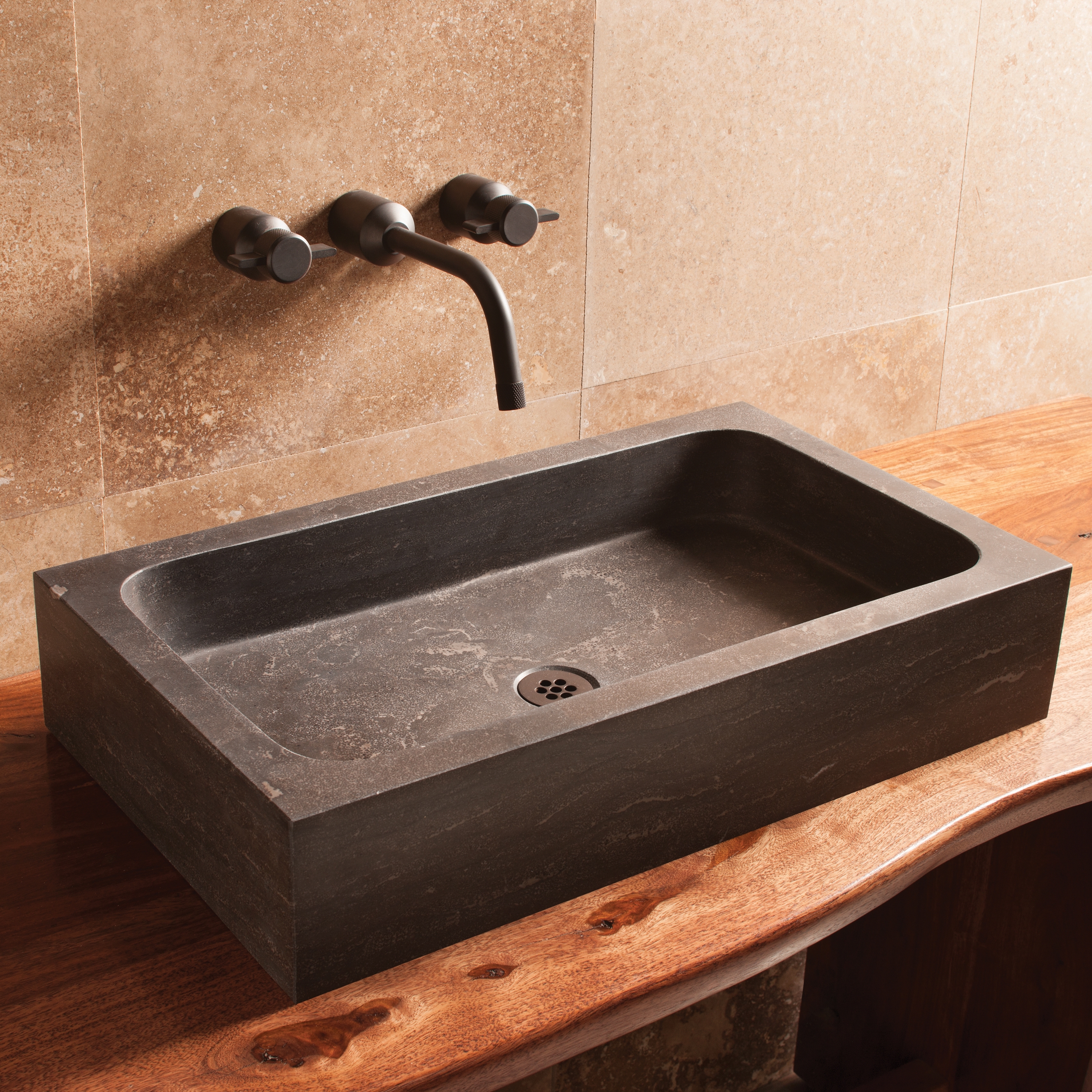 Mostra il prodotto Milano Vessel Sink del produttore Stone Forest