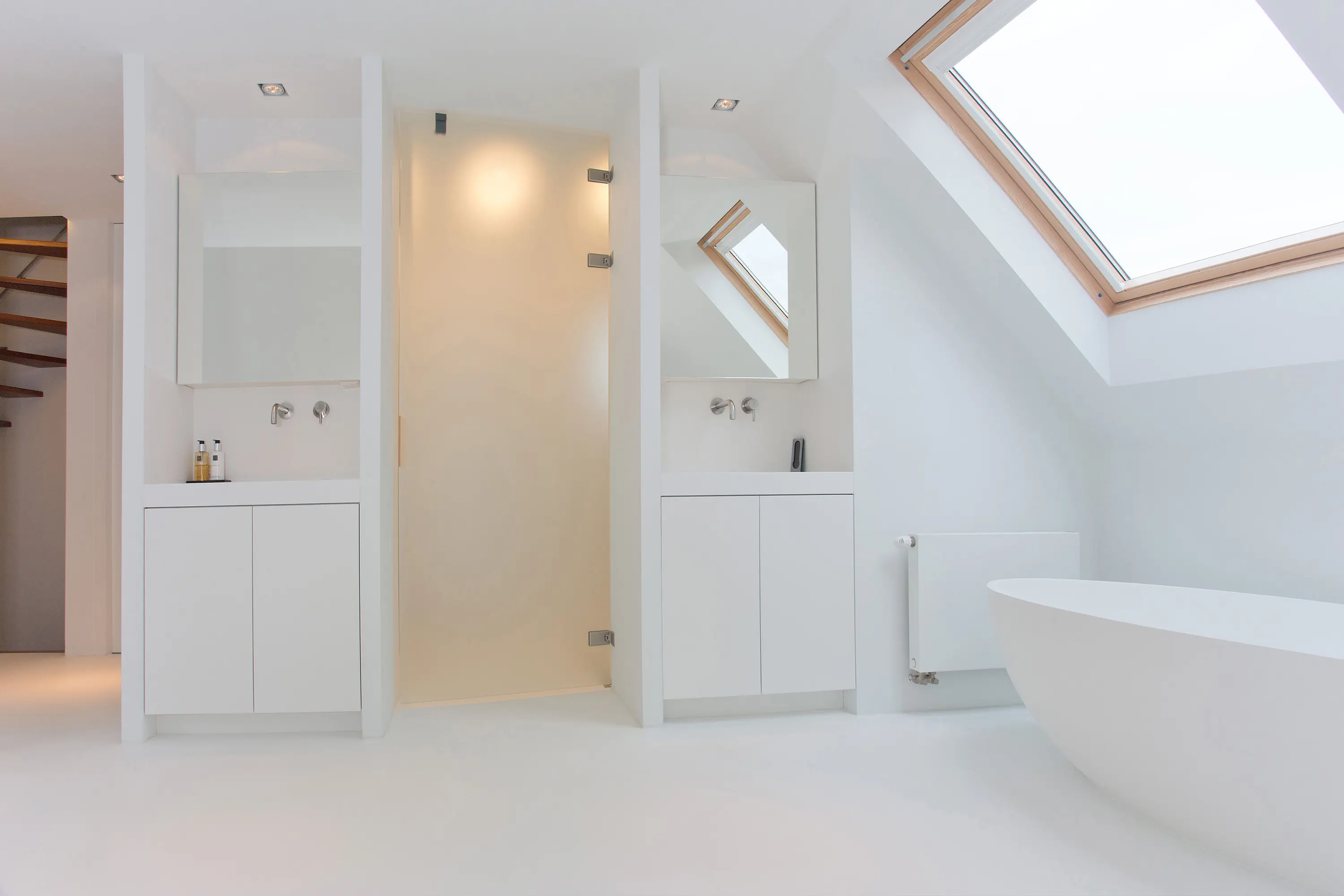 COCOON - Float 80 | Made to measure washbasin